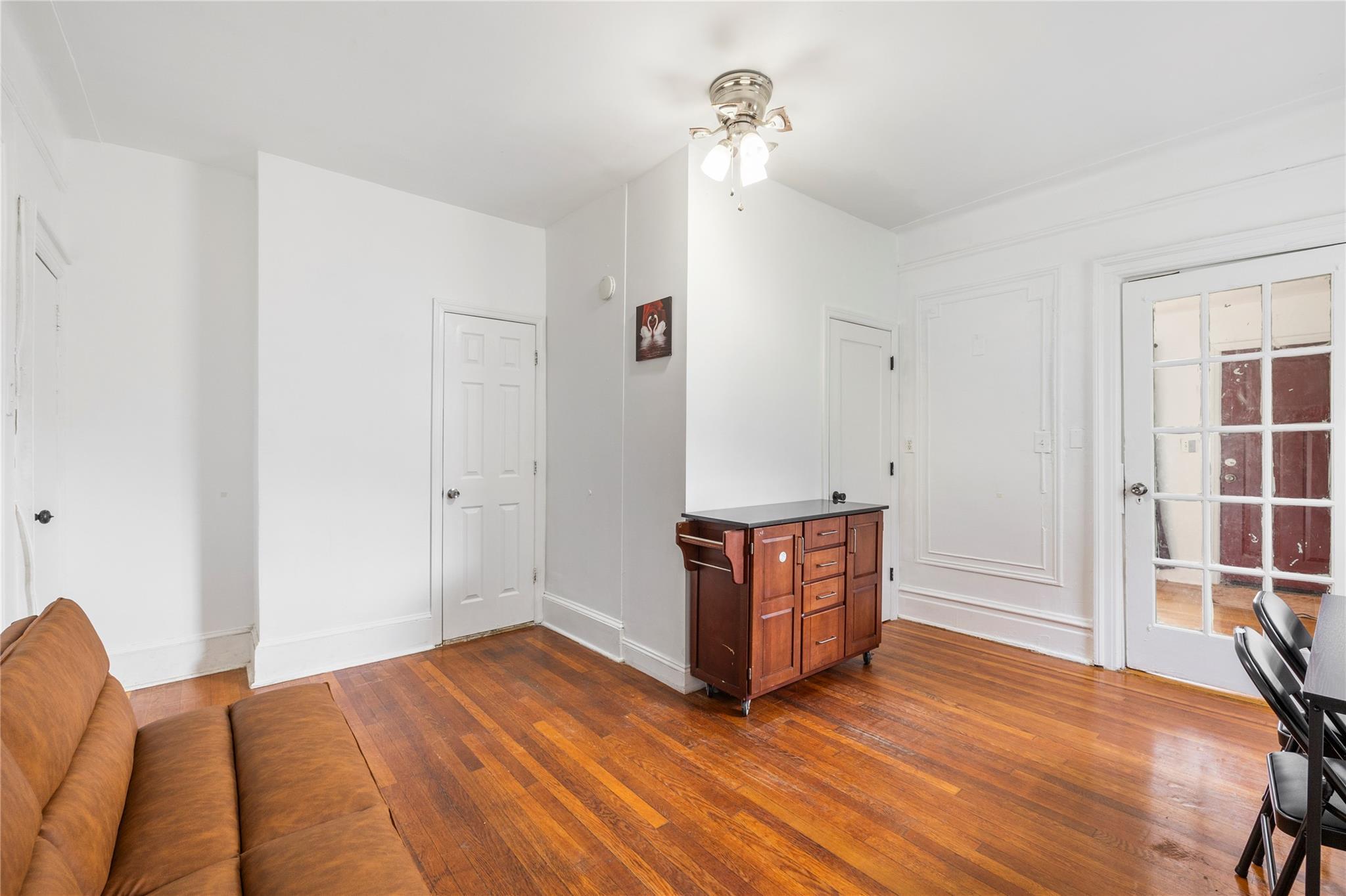 Single Family 87th  Queens, NY 11372, MLS-872278-6