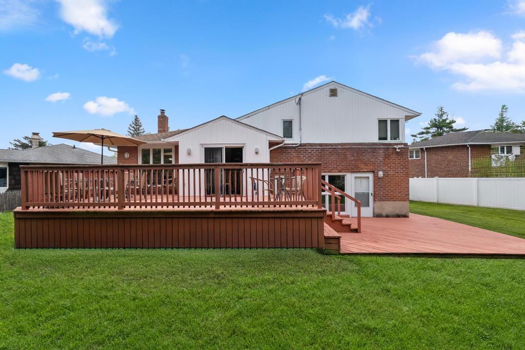 Single Family Bart  Nassau County, NY 11803, MLS-872287-26