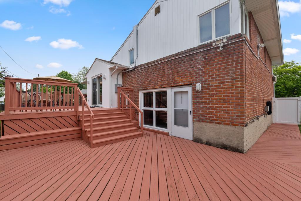 Single Family Bart  Nassau County, NY 11803, MLS-872287-28