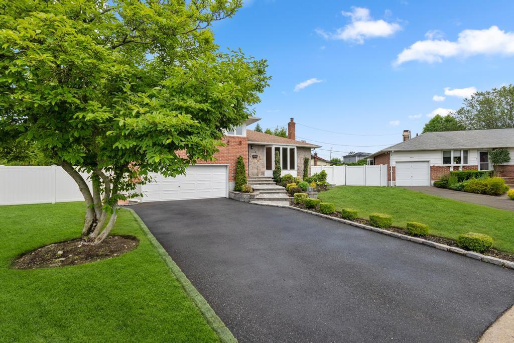 Single Family Bart  Nassau County, NY 11803, MLS-872287-3