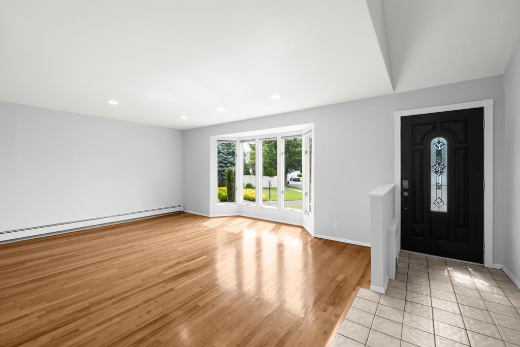 Single Family Bart  Nassau County, NY 11803, MLS-872287-5