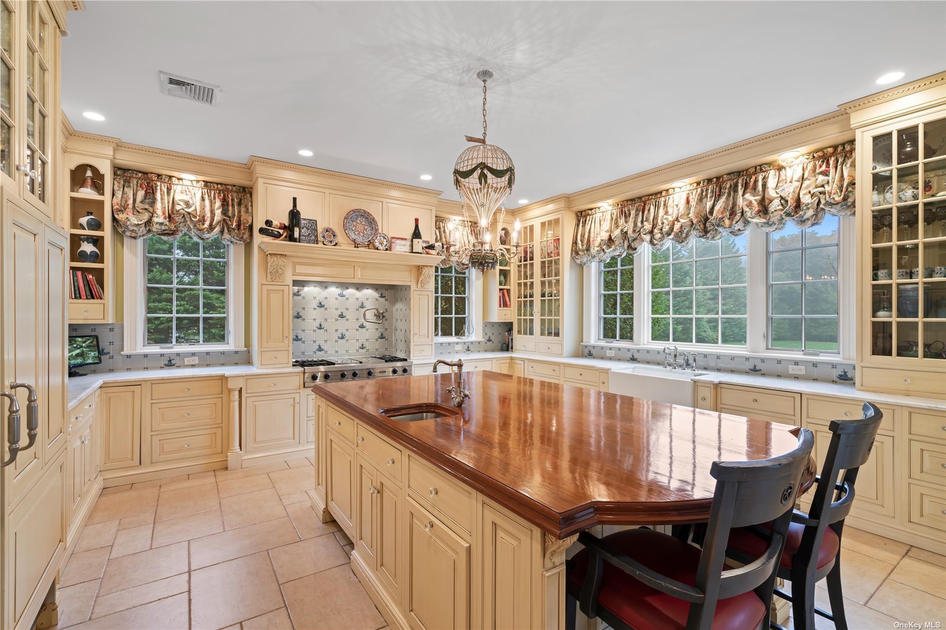 Single Family La Colline  Nassau County, NY 11765, MLS-872301-14