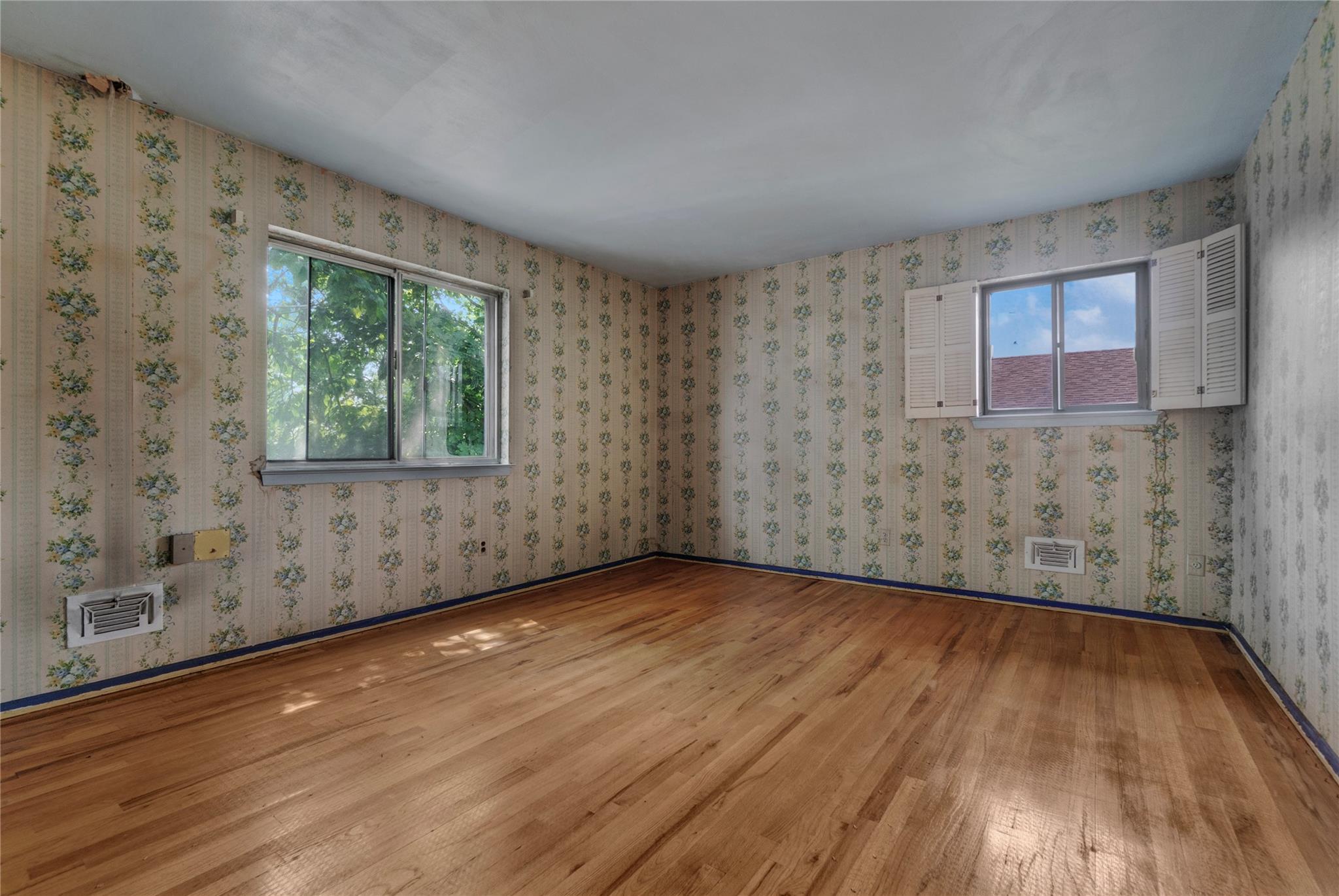 Single Family Mott  Queens, NY 11691, MLS-872309-14