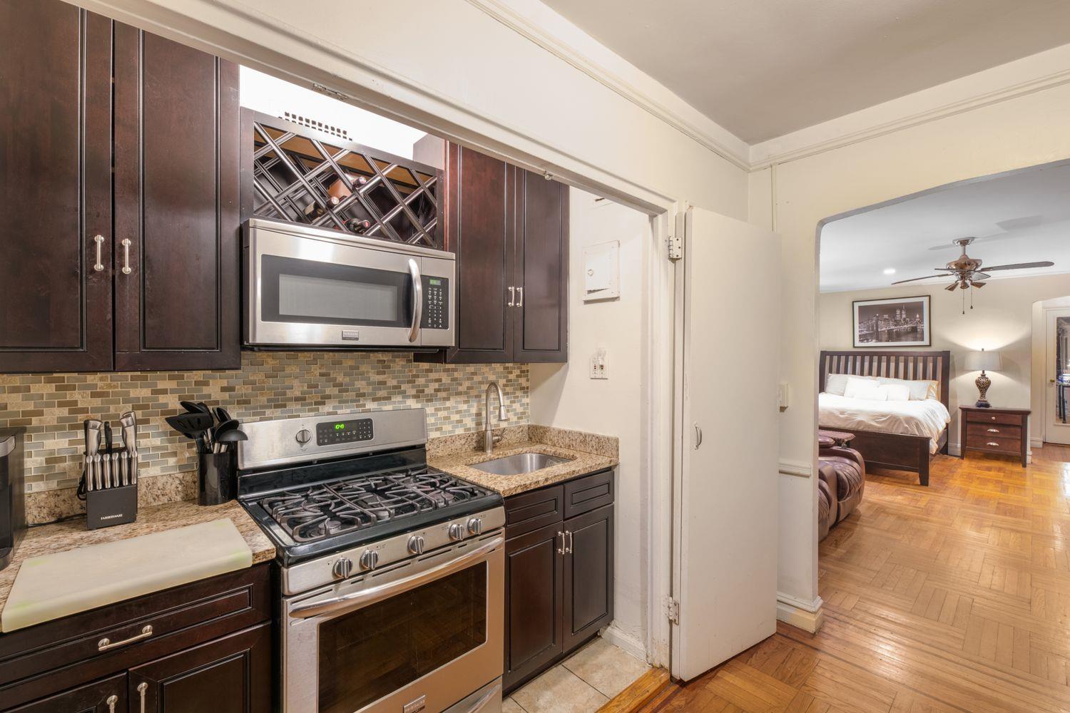 Coop Grand Concourse  Bronx, NY 10451, MLS-872316-2