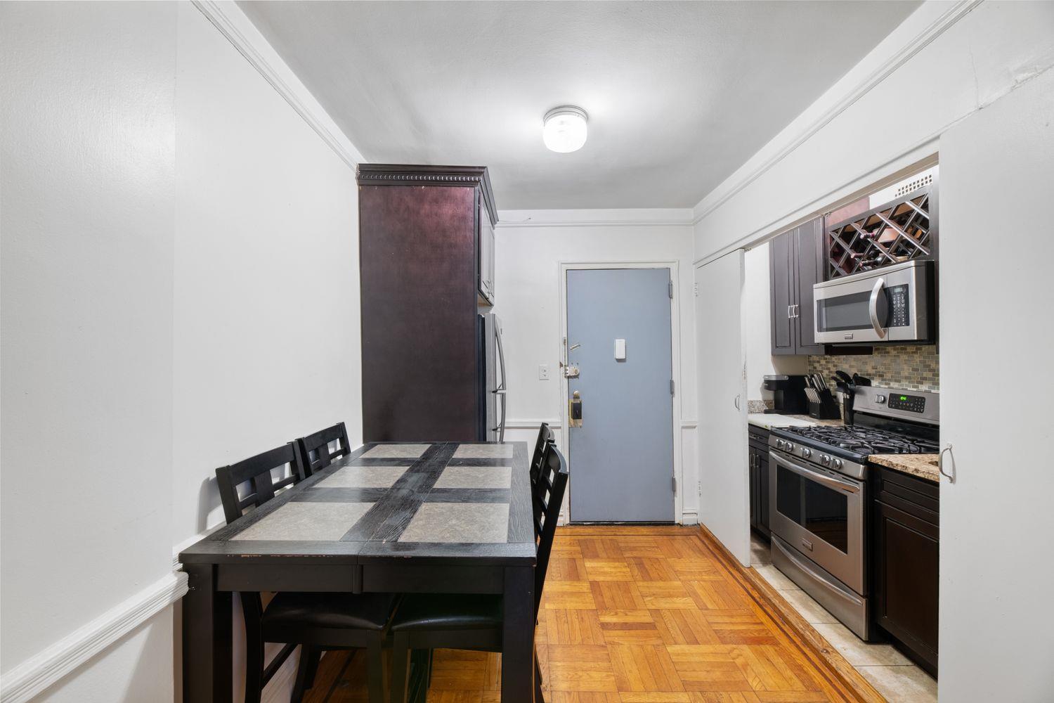 Coop Grand Concourse  Bronx, NY 10451, MLS-872316-3