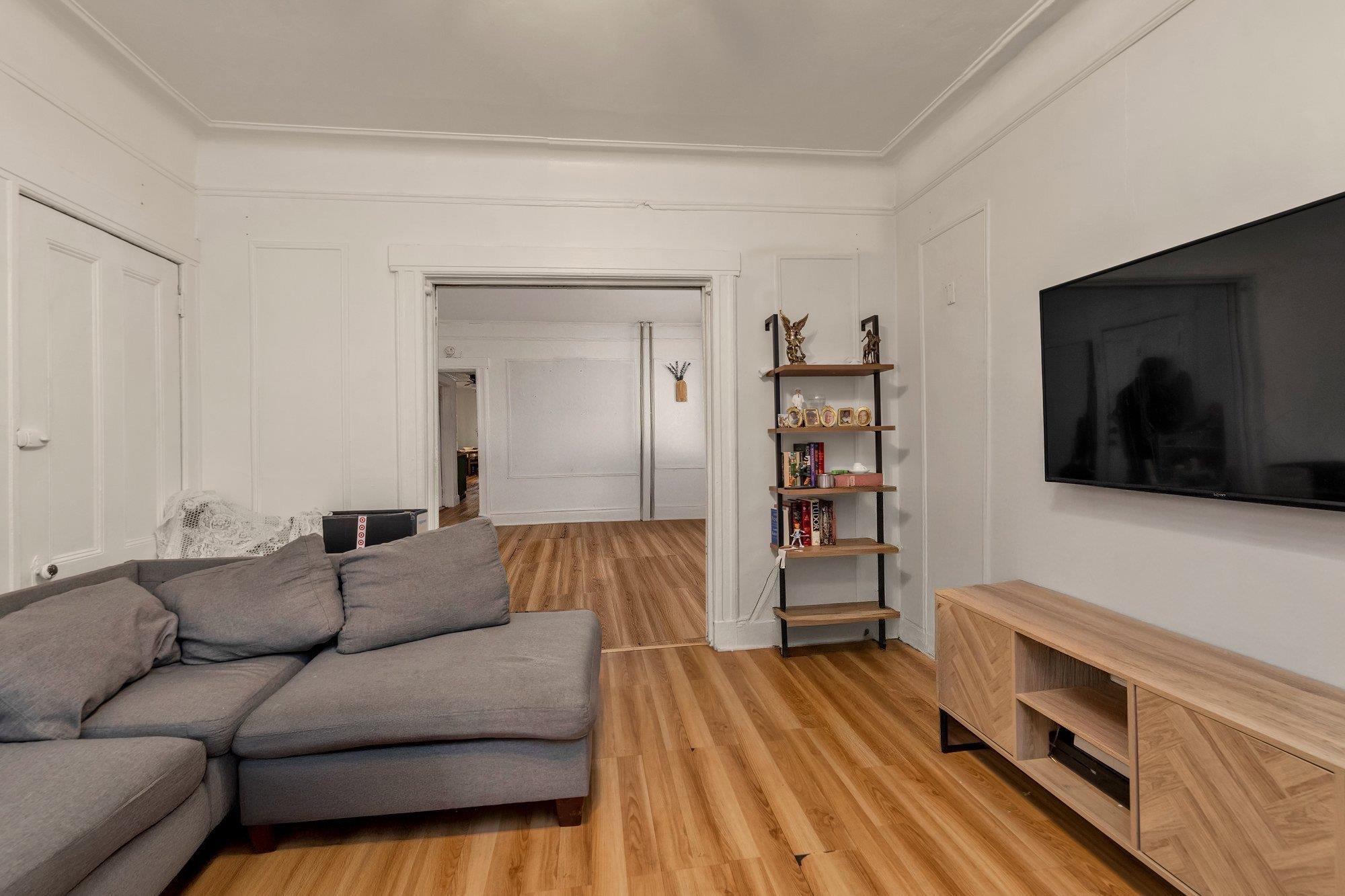 Single Family 98th  Queens, NY 11368, MLS-872331-3