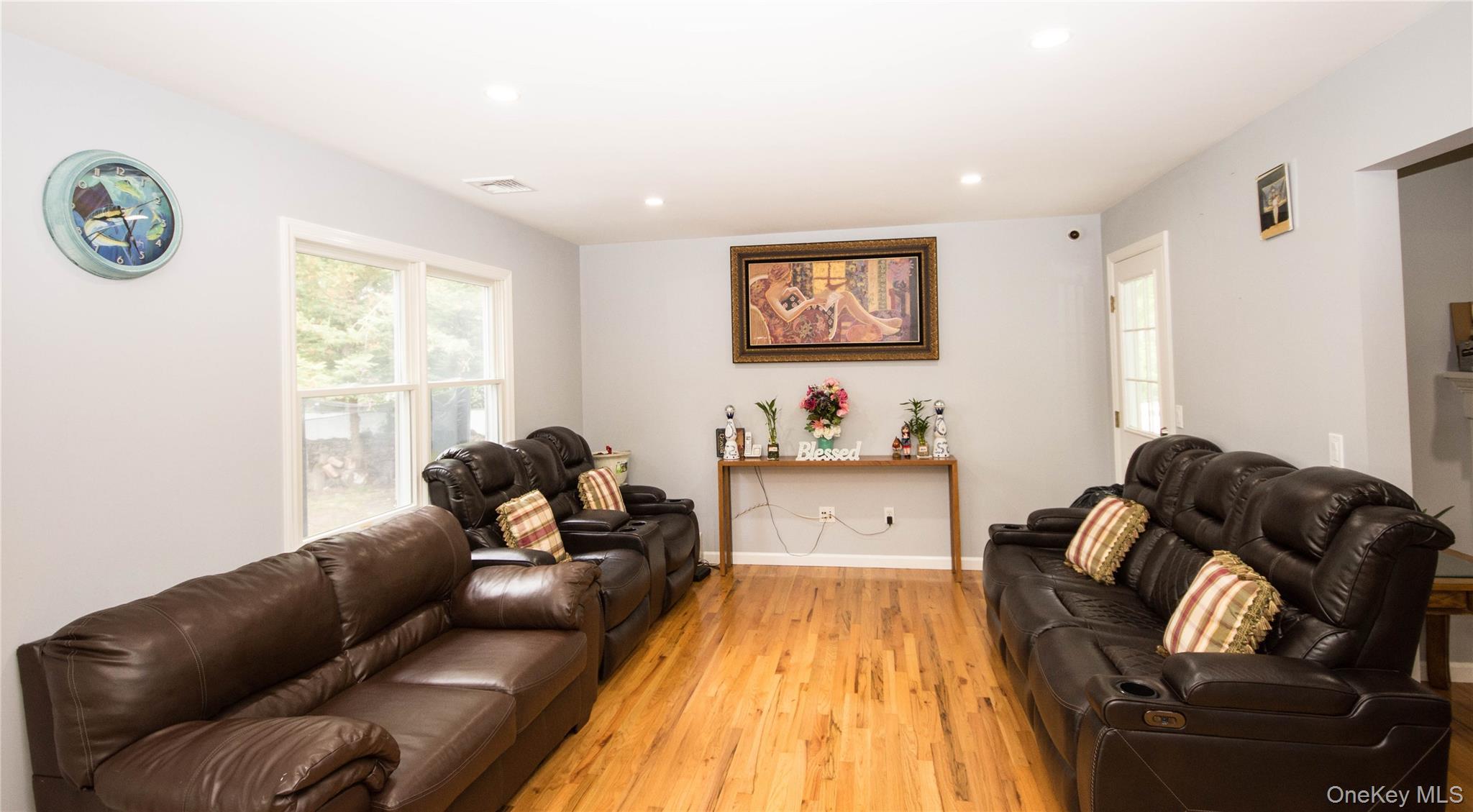 Single Family Woods  Suffolk County, NY 11933, MLS-872341-3