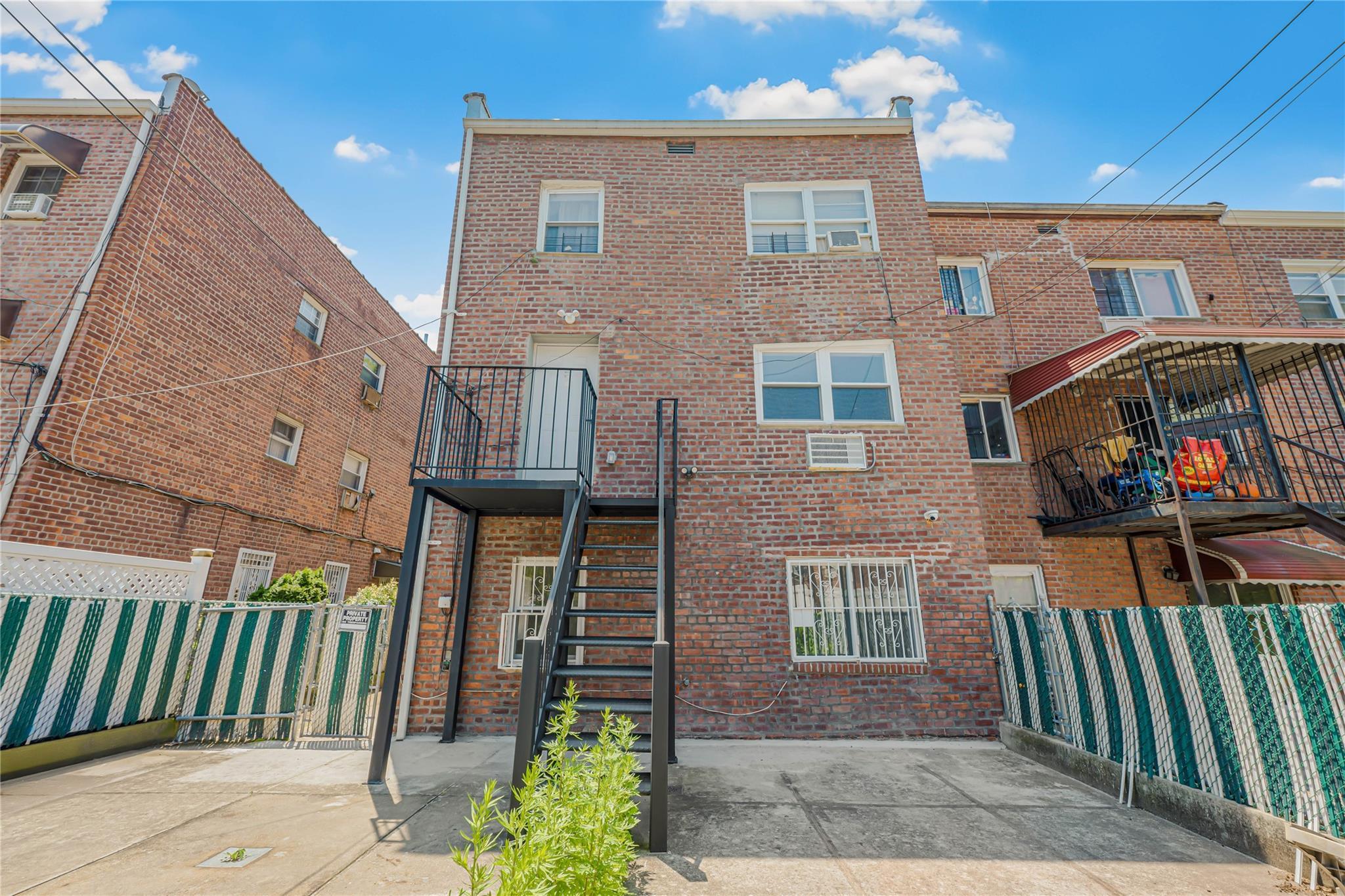 Single Family 80th  Brooklyn, NY 11236, MLS-872351-10