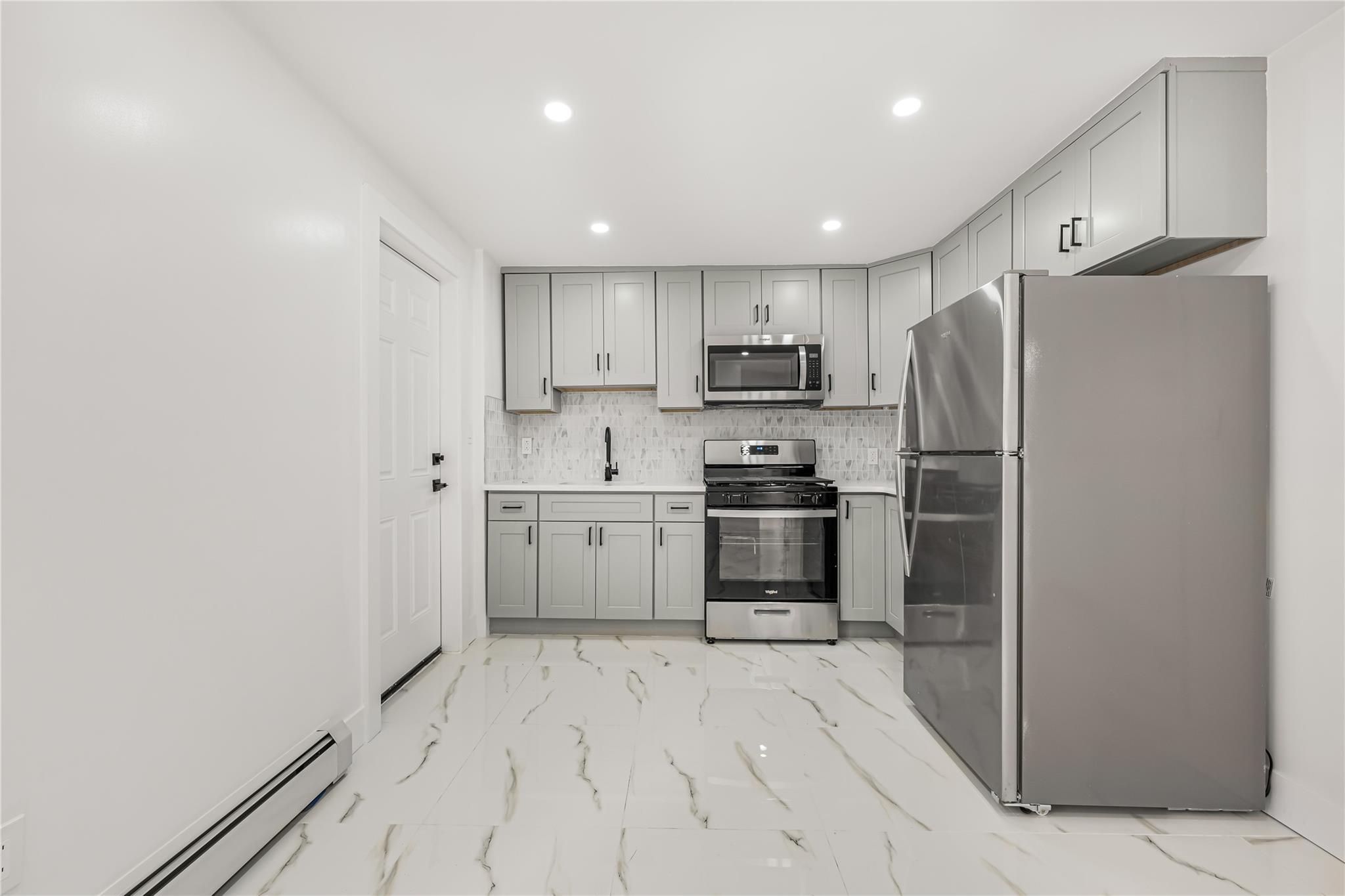 Single Family 80th  Brooklyn, NY 11236, MLS-872351-11