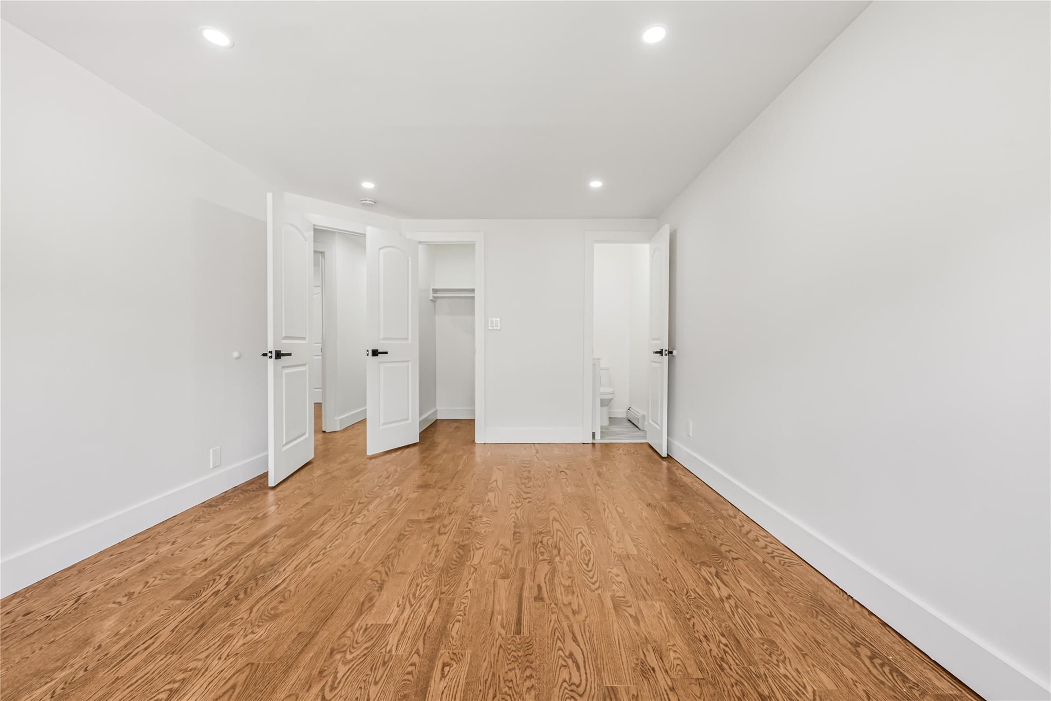 Single Family 80th  Brooklyn, NY 11236, MLS-872351-27