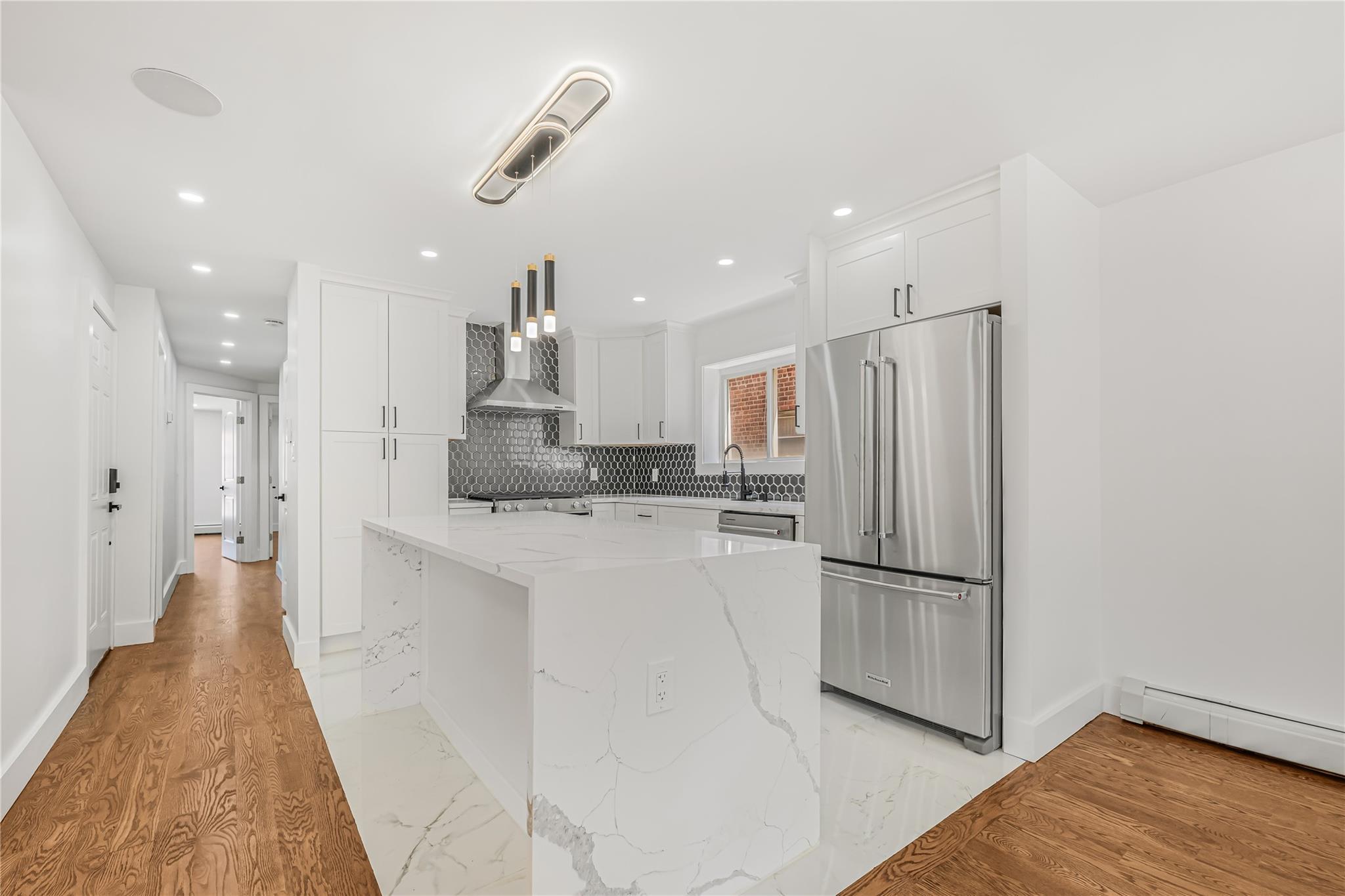 Single Family 80th  Brooklyn, NY 11236, MLS-872351-43