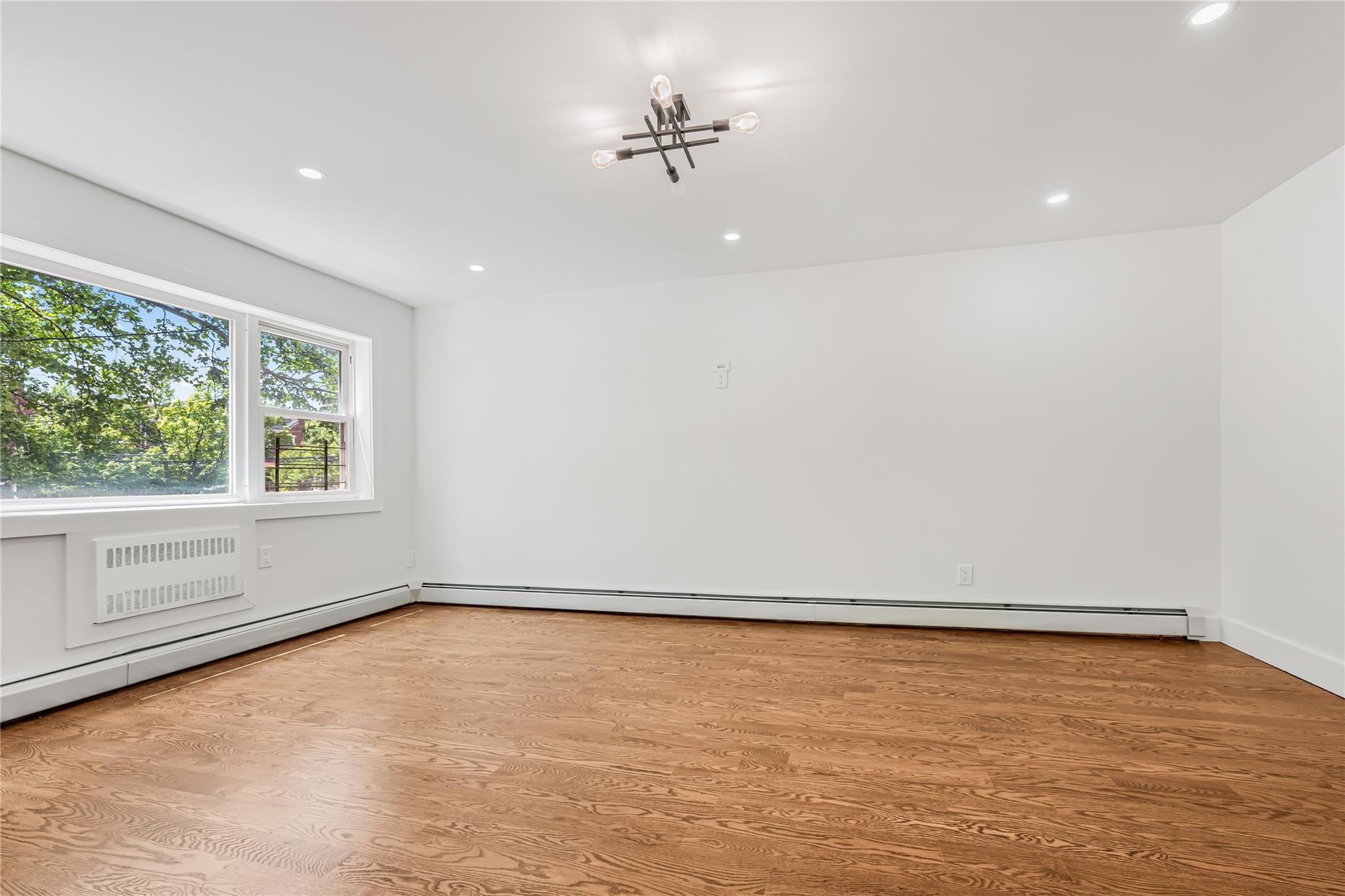 Single Family 80th  Brooklyn, NY 11236, MLS-872351-45