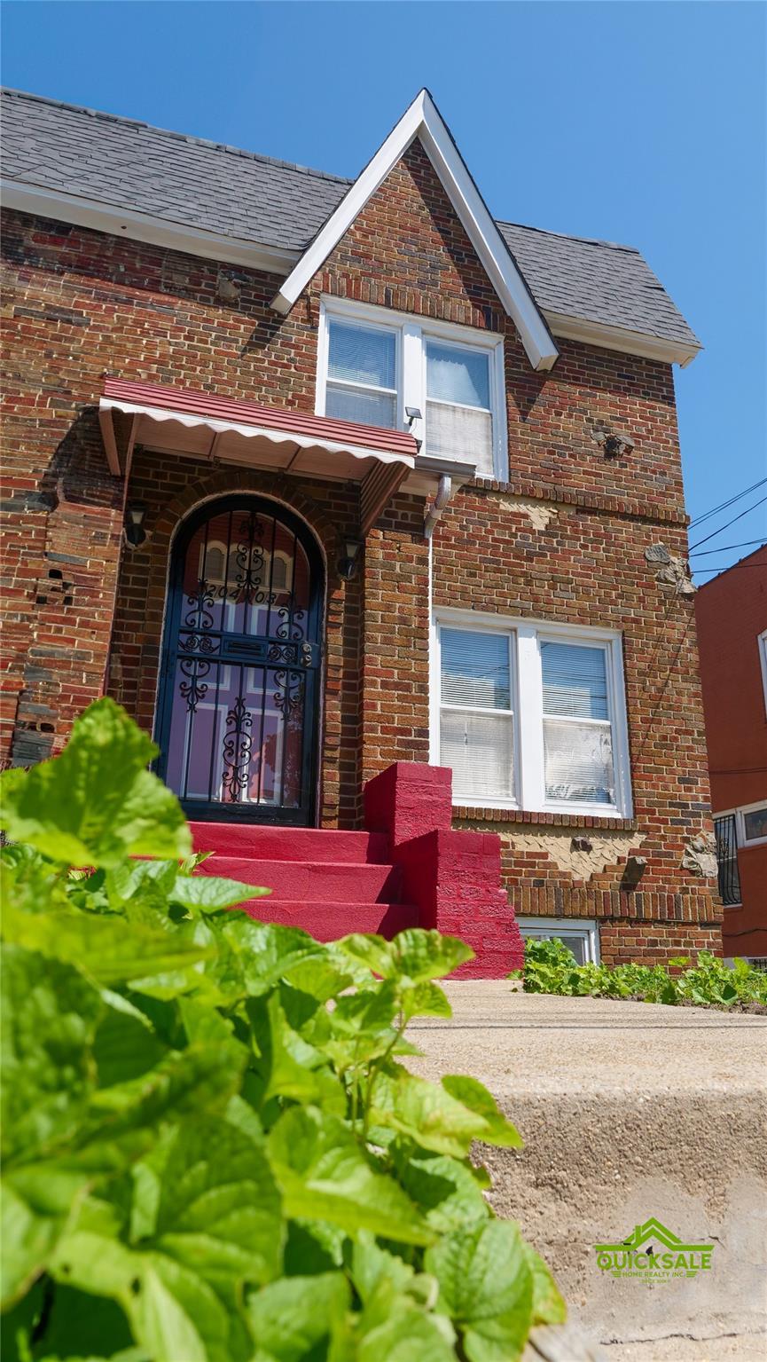 Single Family Murdock  Queens, NY 11412, MLS-872380-2