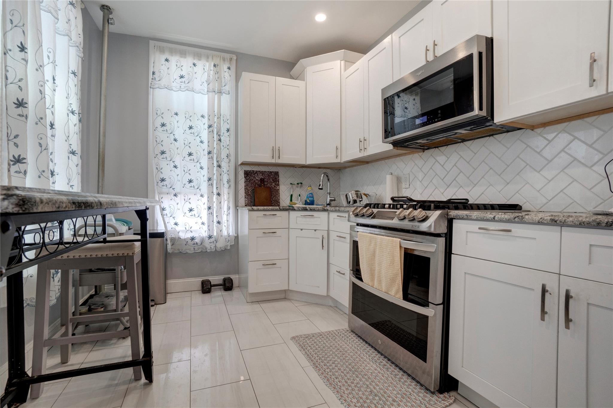 Single Family Halsey  Brooklyn, NY 11207, MLS-872382-9