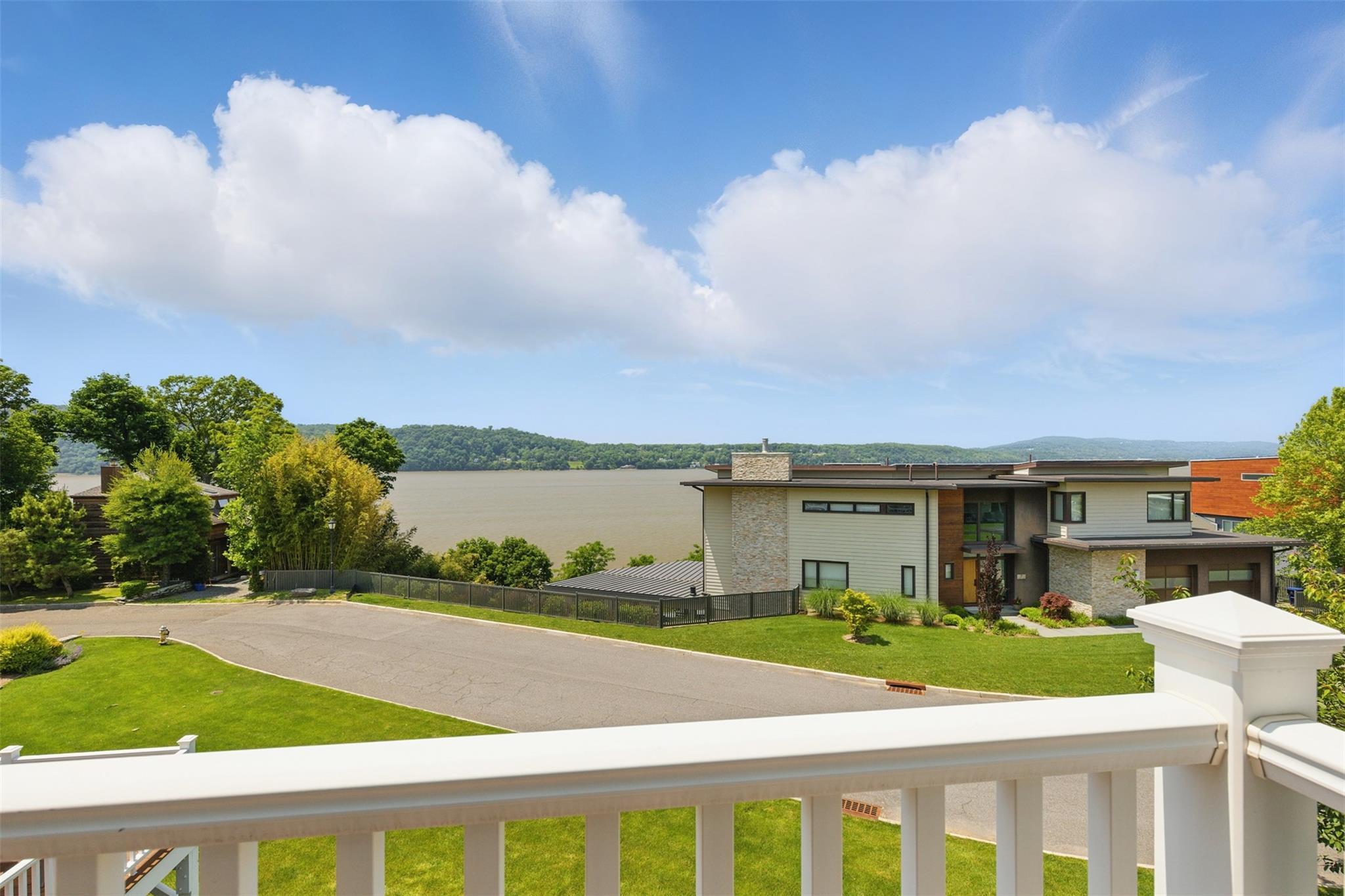 Single Family Constance  Westchester County, NY 10522, MLS-872384-31