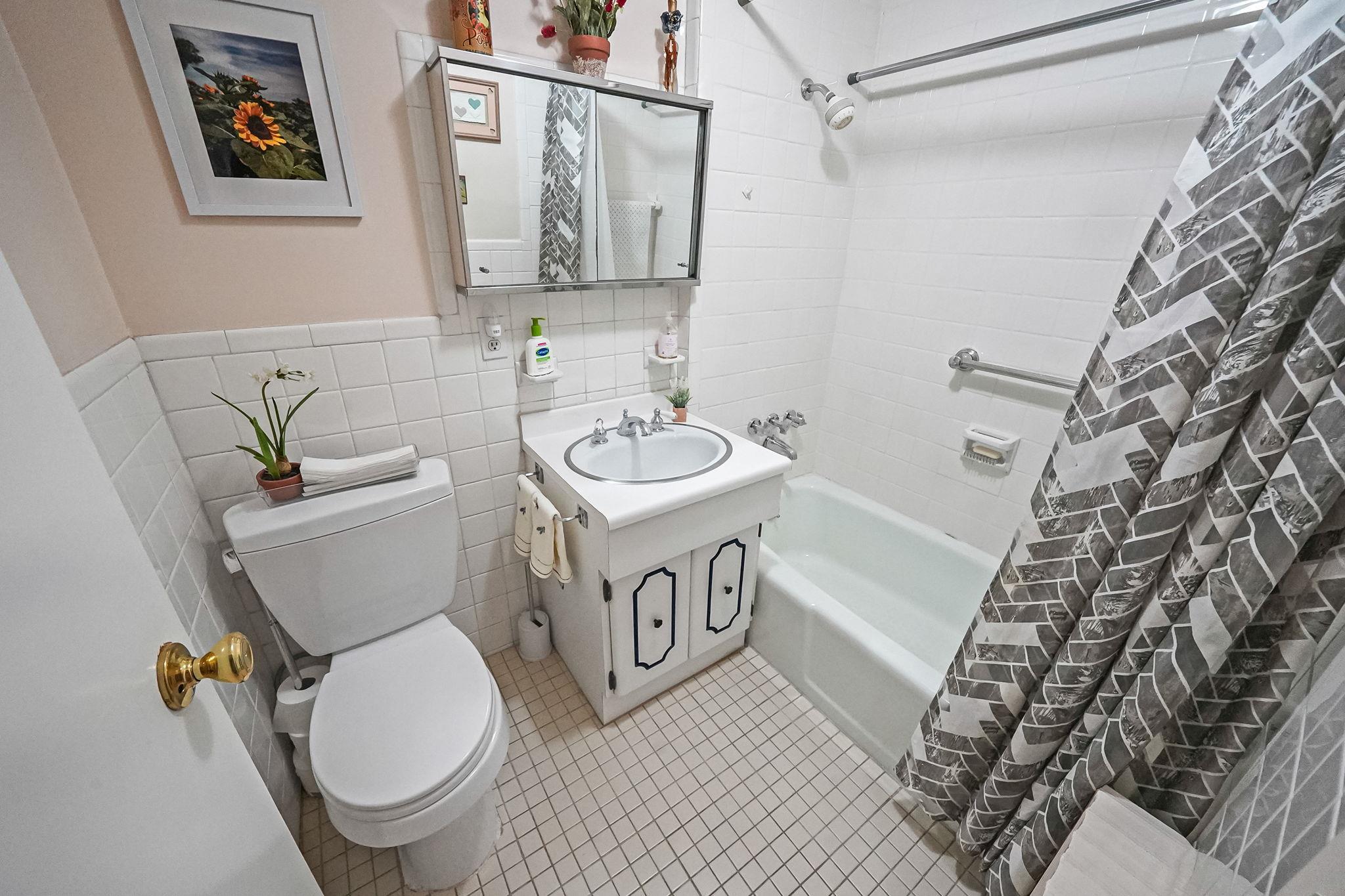 Single Family Avenue M  Brooklyn, NY 11234, MLS-872386-22