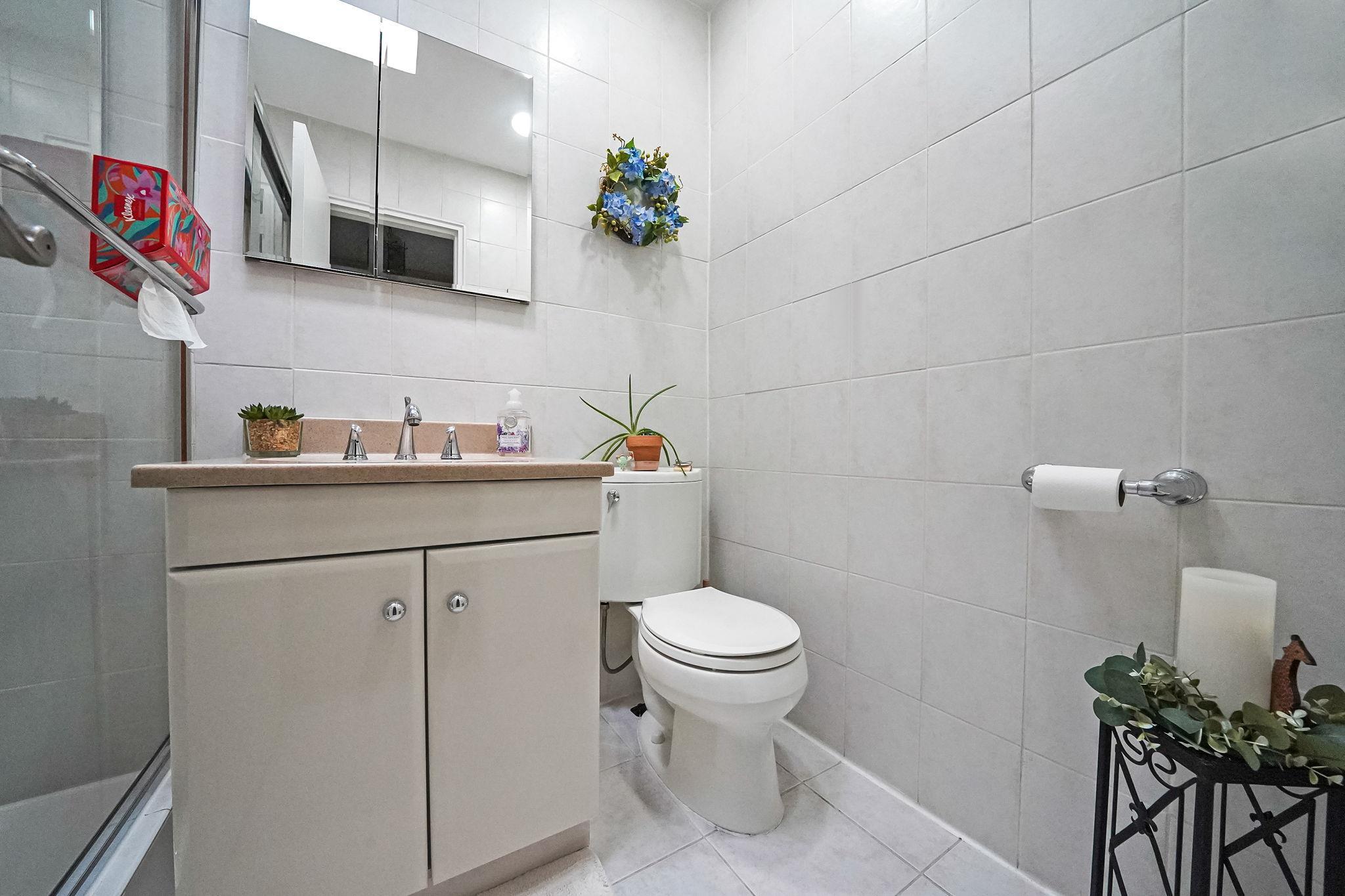 Single Family Avenue M  Brooklyn, NY 11234, MLS-872386-23