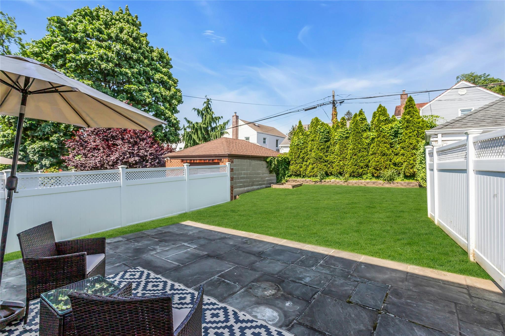 Single Family 211th  Queens, NY 11364, MLS-872400-20