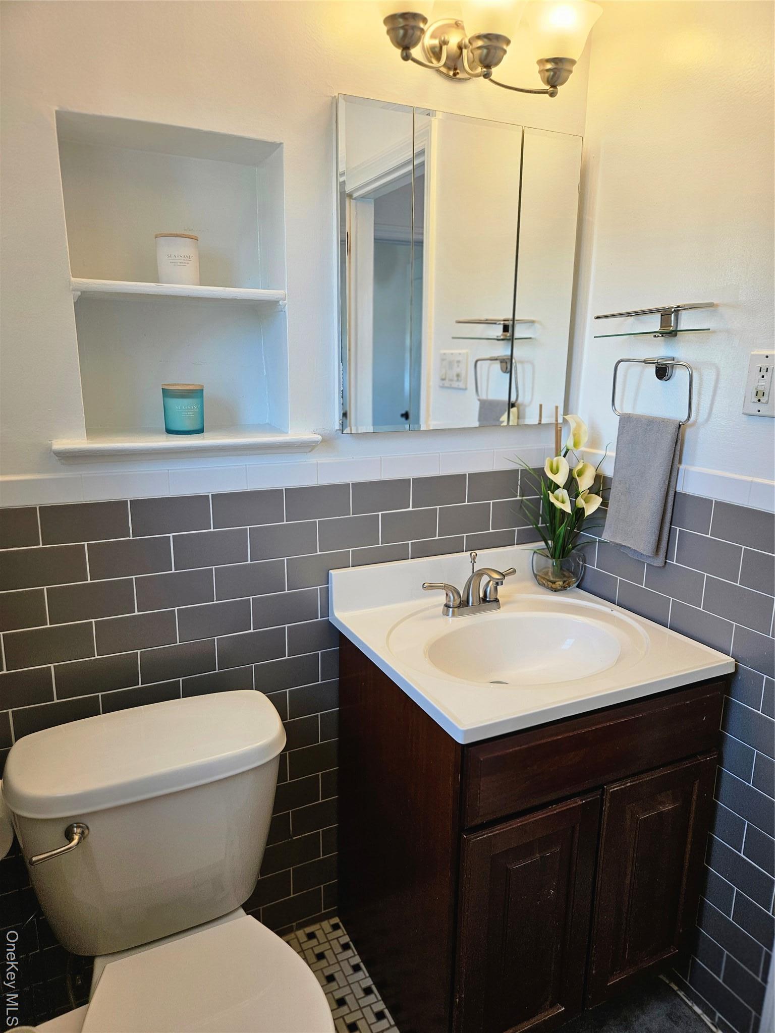 Single Family 211th Queens, NY 11364, MLS-872400-27