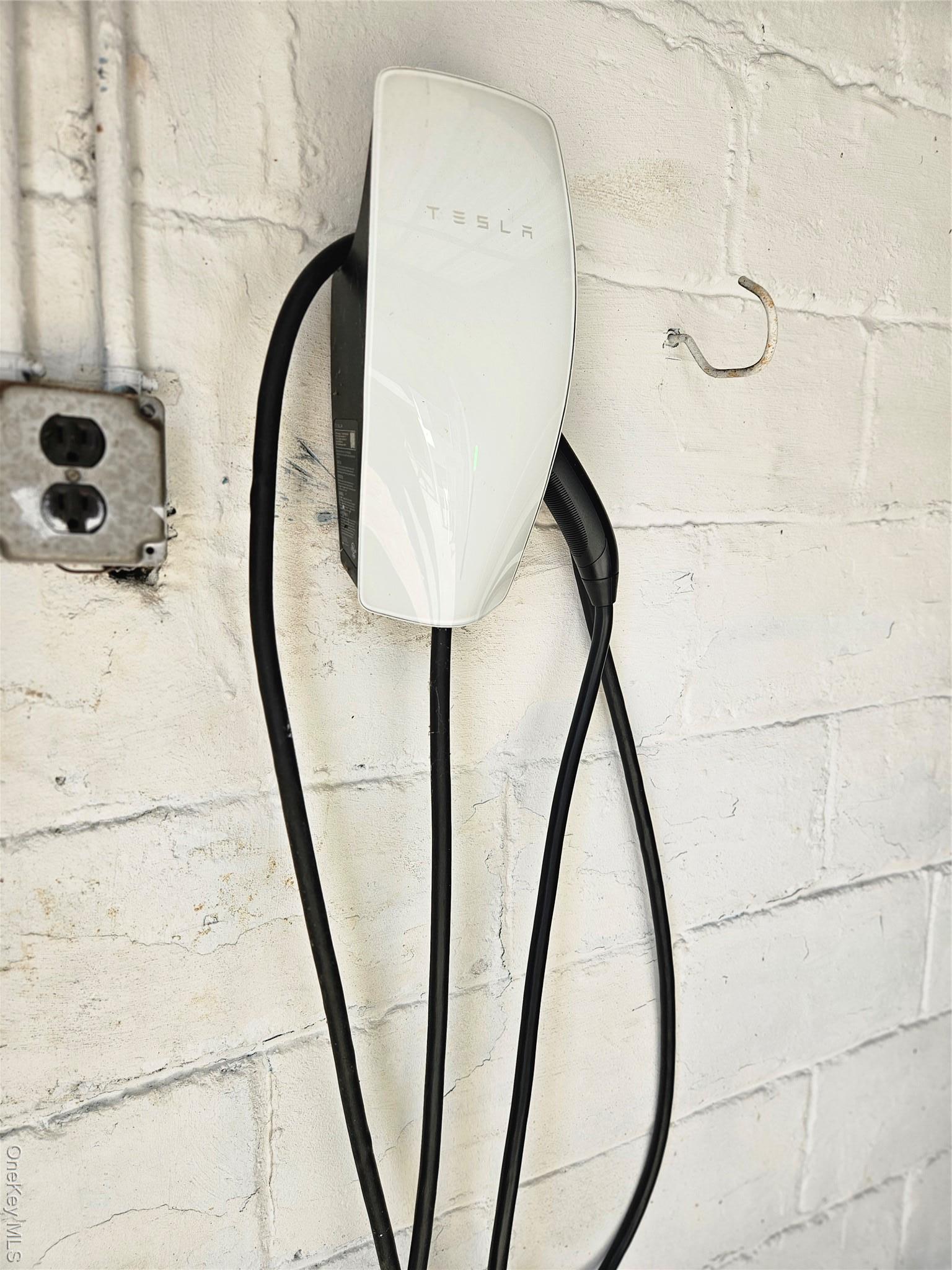 Single Family 211th  Queens, NY 11364, MLS-872400-28