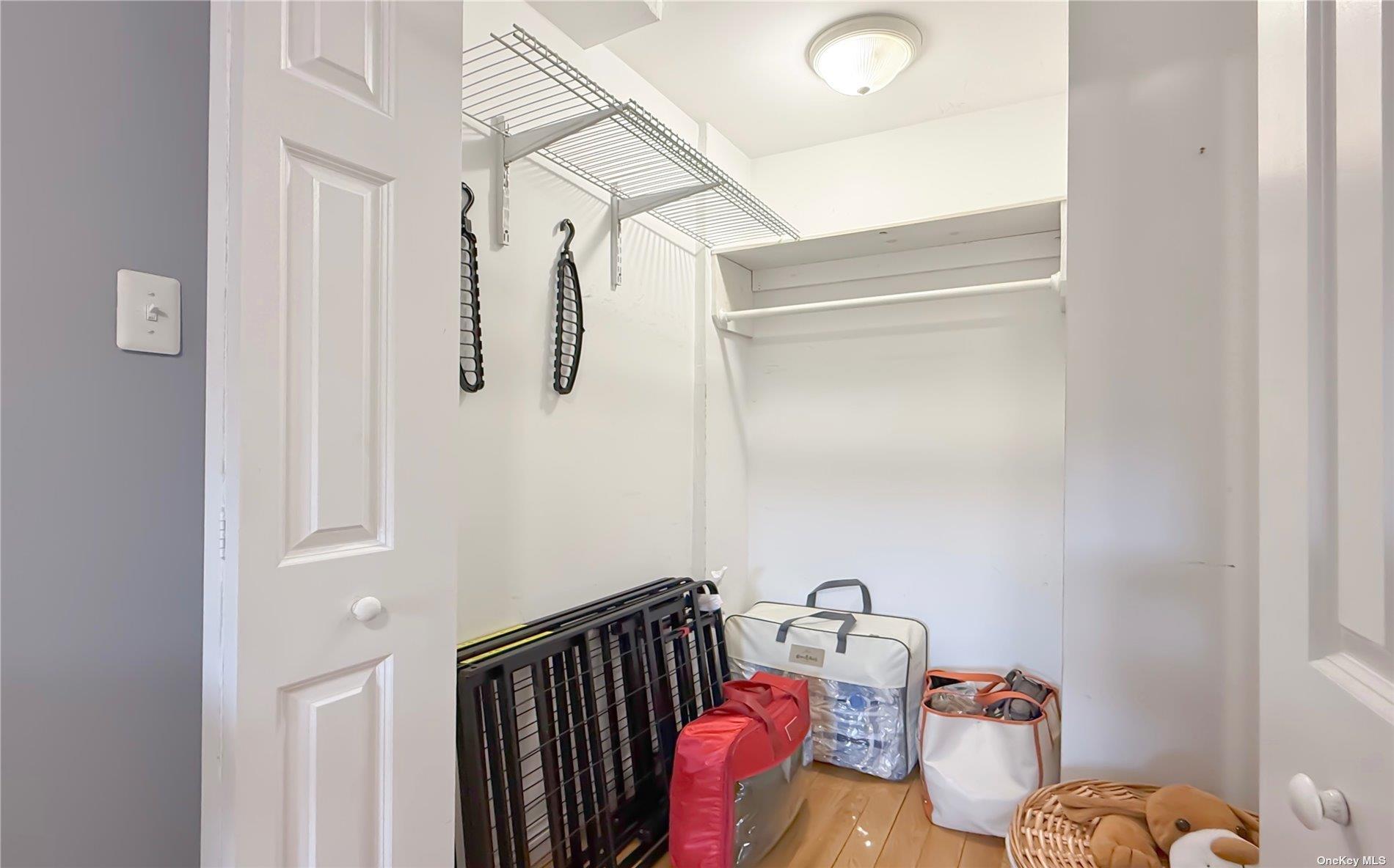 Condo 163rd Queens, NY 11365, MLS-872411-10