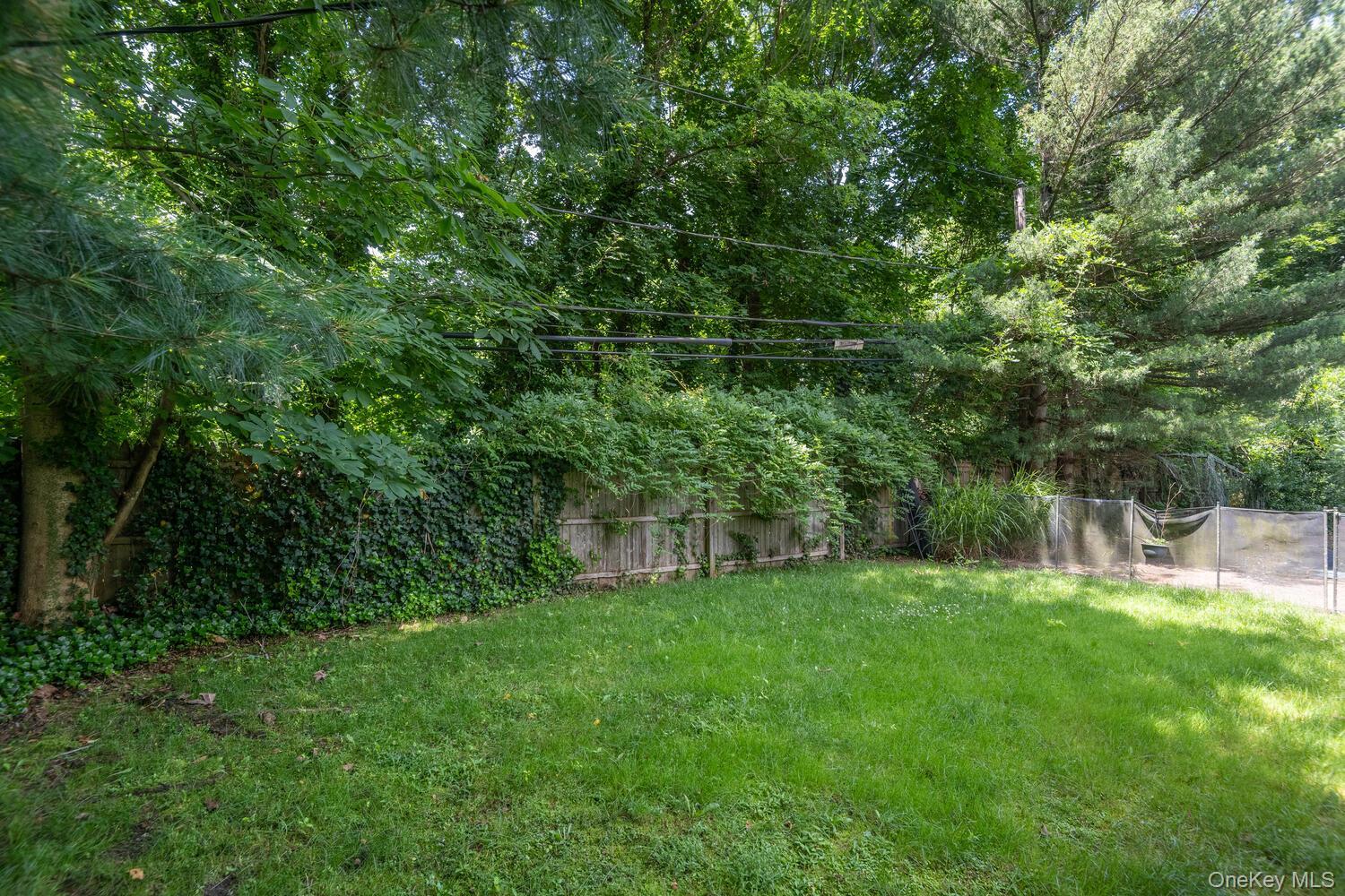 Single Family Locust Nassau County, NY 11577, MLS-872414-19