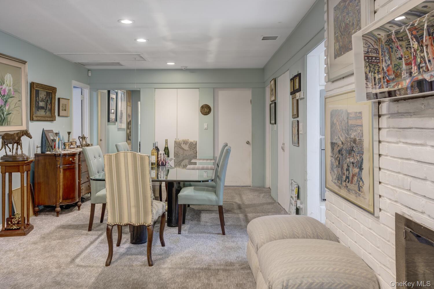 Single Family Locust Nassau County, NY 11577, MLS-872414-7