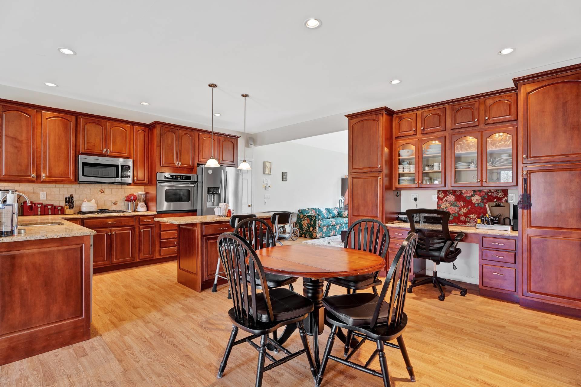 Single Family Sherwood  Suffolk County, NY 11946, MLS-872415-3
