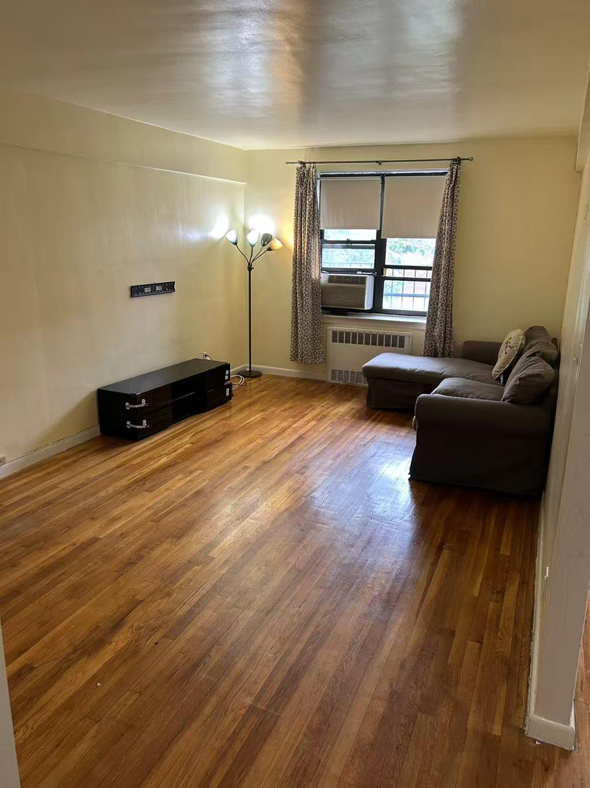 Coop 141st  Queens, NY 11354, MLS-872422-4