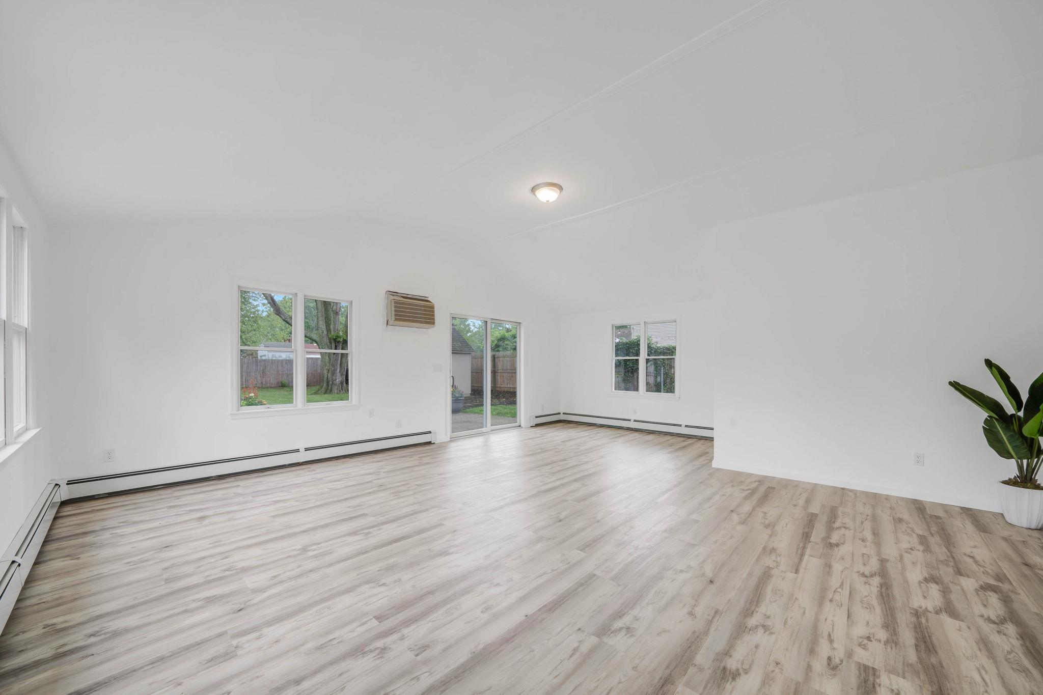 Single Family Greene  Suffolk County, NY 11776, MLS-872428-30