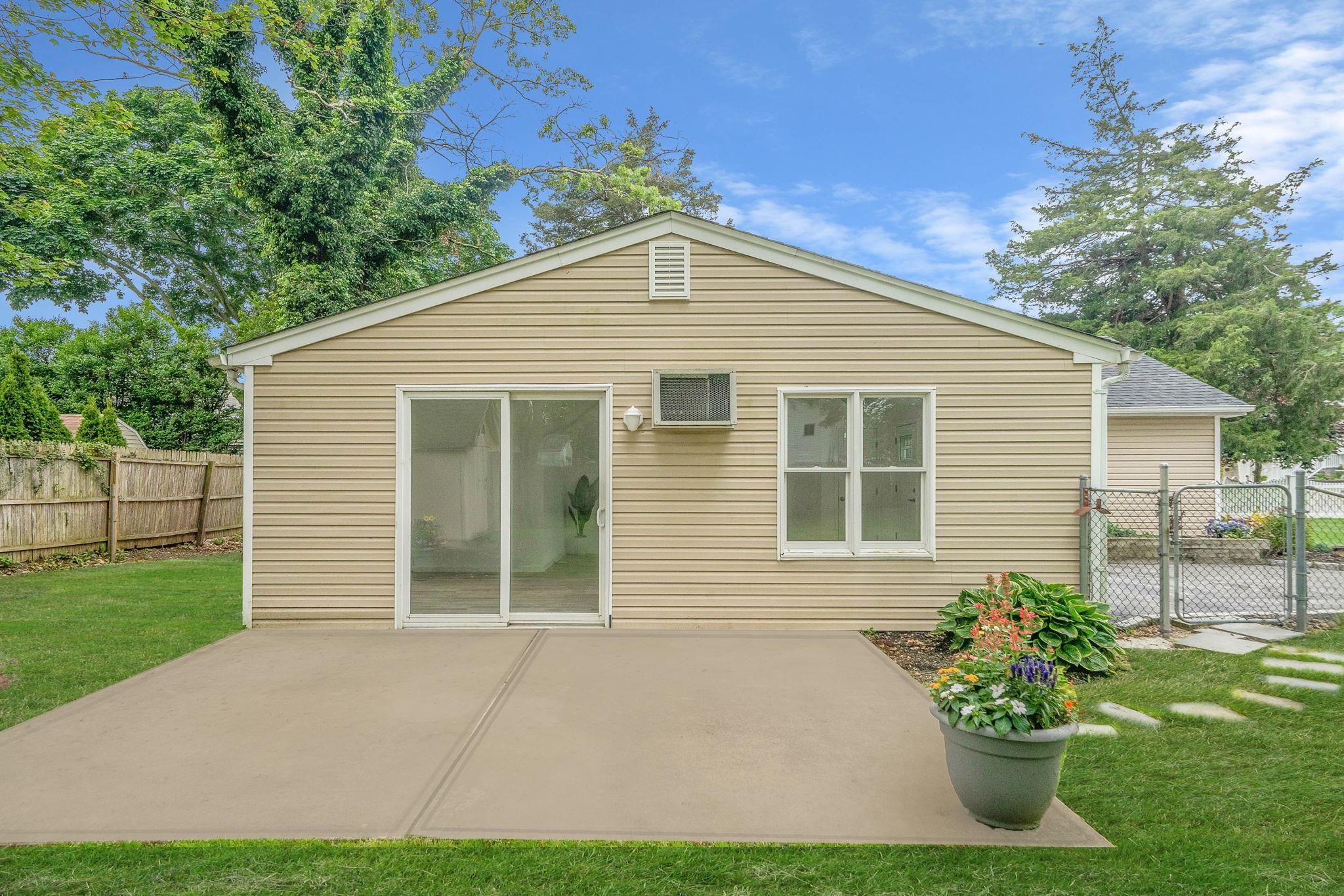 Single Family Greene  Suffolk County, NY 11776, MLS-872428-7