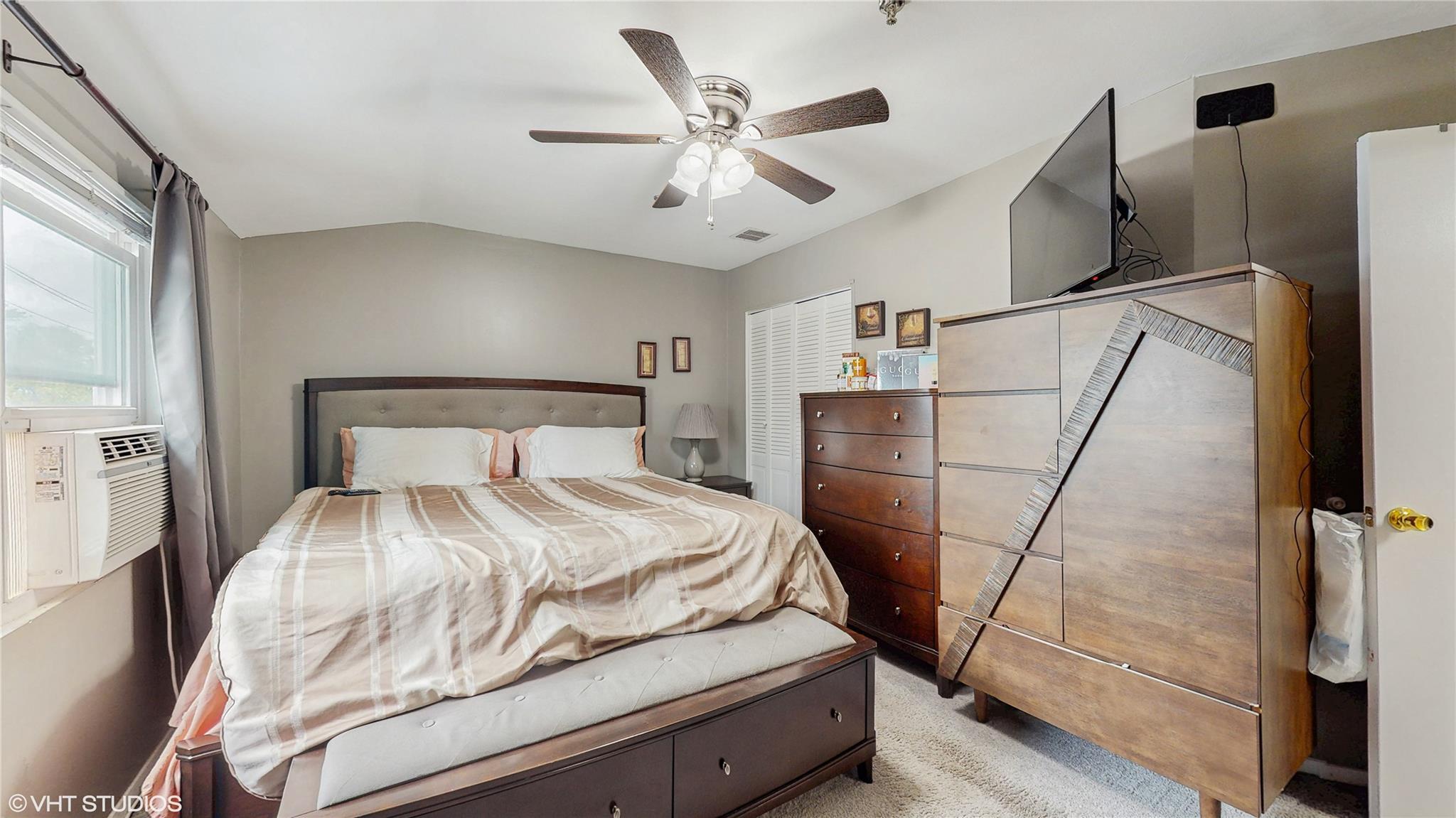 Single Family Grandview Avenue  Staten Island, NY 10303, MLS-872434-10