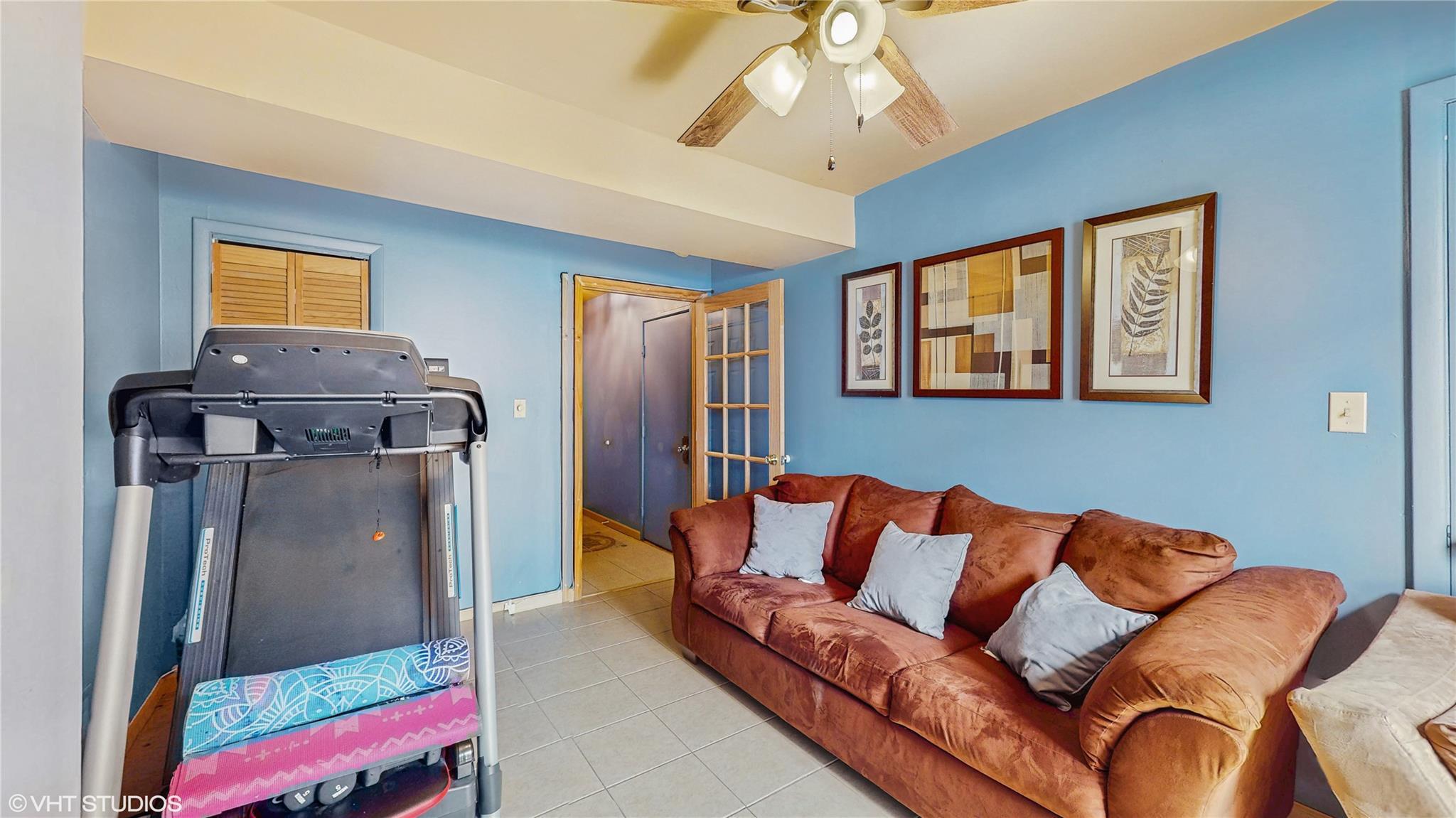 Single Family Grandview Avenue  Staten Island, NY 10303, MLS-872434-15
