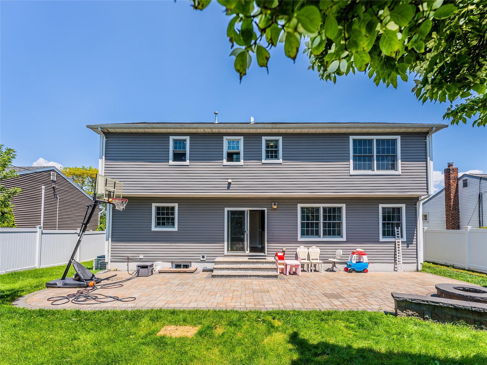 Single Family Frederick  Nassau County, NY 11803, MLS-872448-30