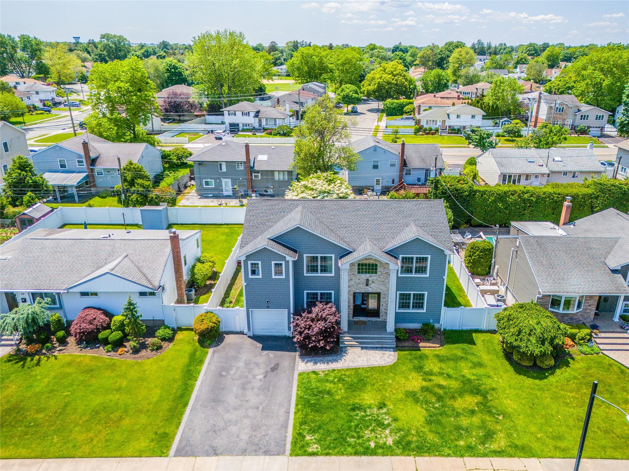 Single Family Frederick  Nassau County, NY 11803, MLS-872448-6