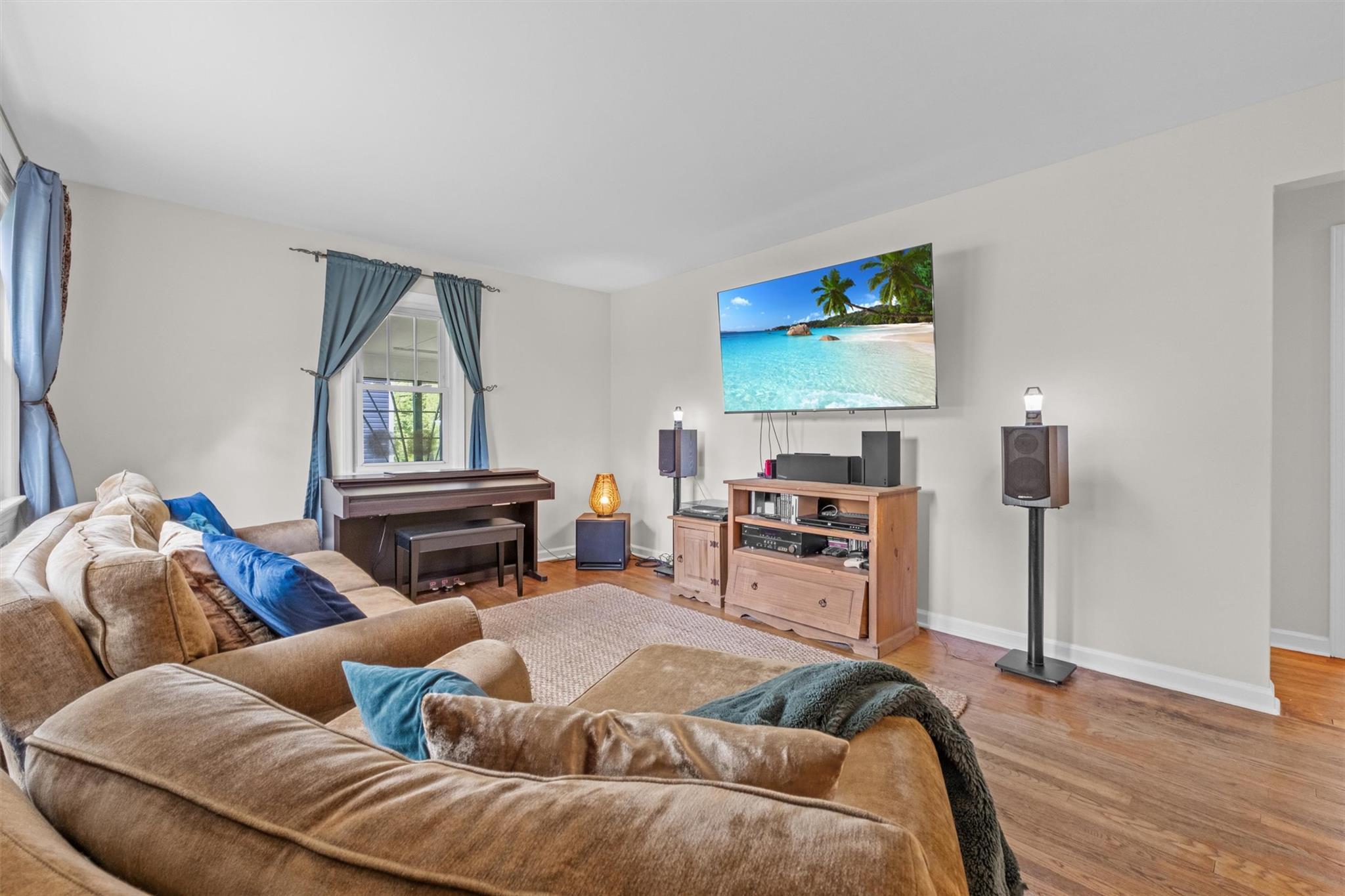 Single Family Fairview  Ulster County, NY 12561, MLS-872483-10