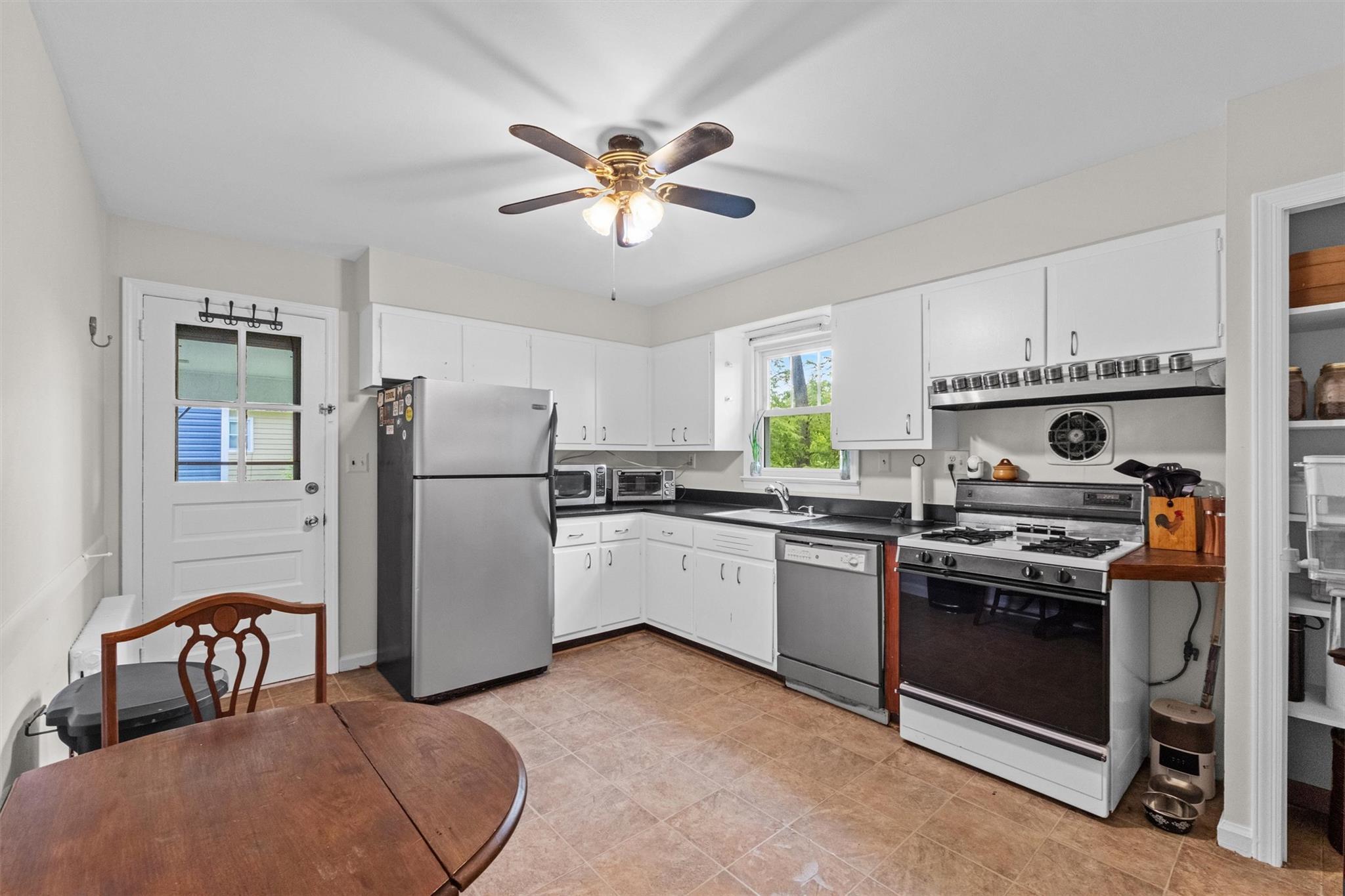 Single Family Fairview  Ulster County, NY 12561, MLS-872483-13