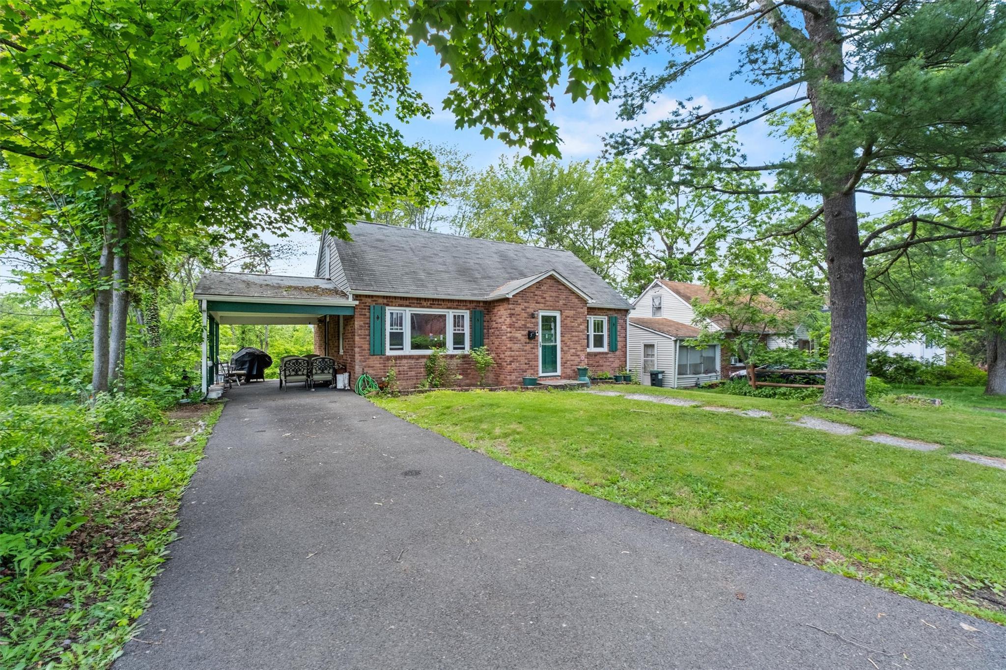 Single Family Fairview  Ulster County, NY 12561, MLS-872483-4
