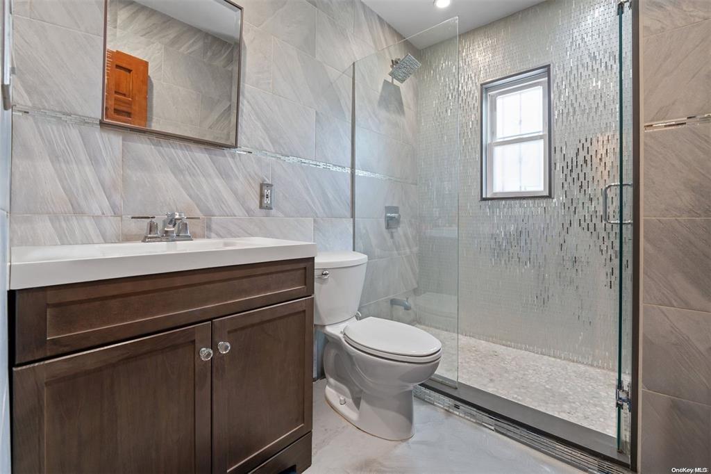 Single Family 69th  Queens, NY 11377, MLS-872511-20