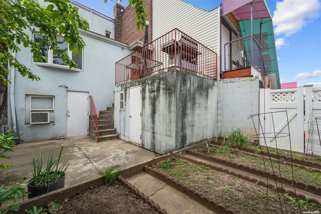 Single Family 69th  Queens, NY 11377, MLS-872511-23
