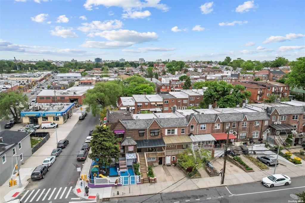 Single Family 69th  Queens, NY 11377, MLS-872511-30