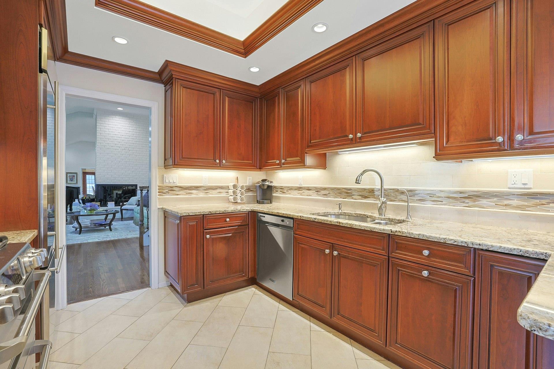 Single Family Hillandale  Westchester County, NY 10804, MLS-872518-12