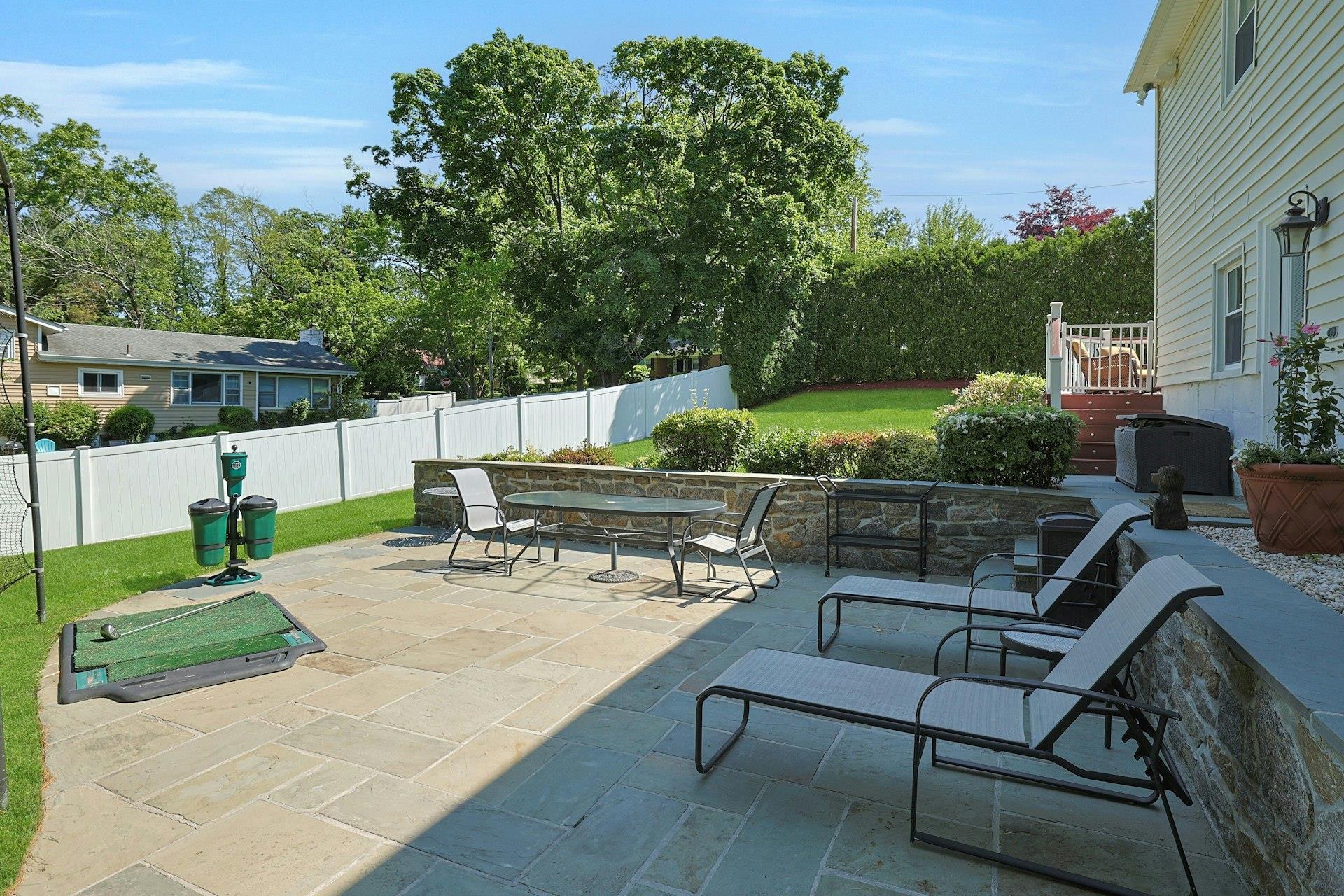 Single Family Hillandale  Westchester County, NY 10804, MLS-872518-27