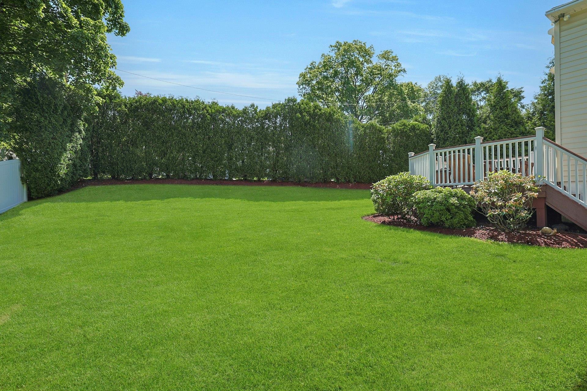 Single Family Hillandale  Westchester County, NY 10804, MLS-872518-28