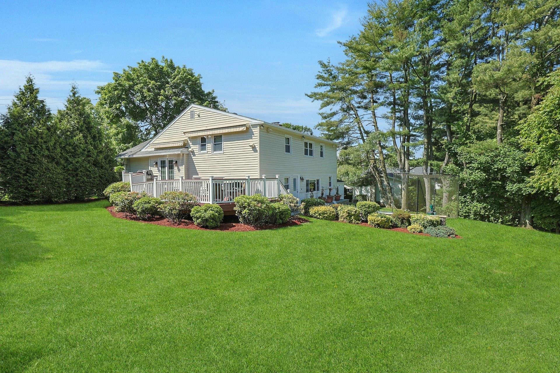 Single Family Hillandale  Westchester County, NY 10804, MLS-872518-30