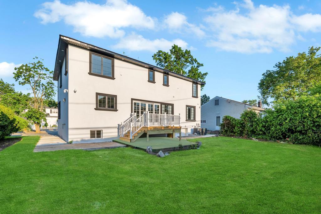 Single Family Elderberry  Nassau County, NY 11581, MLS-872522-8