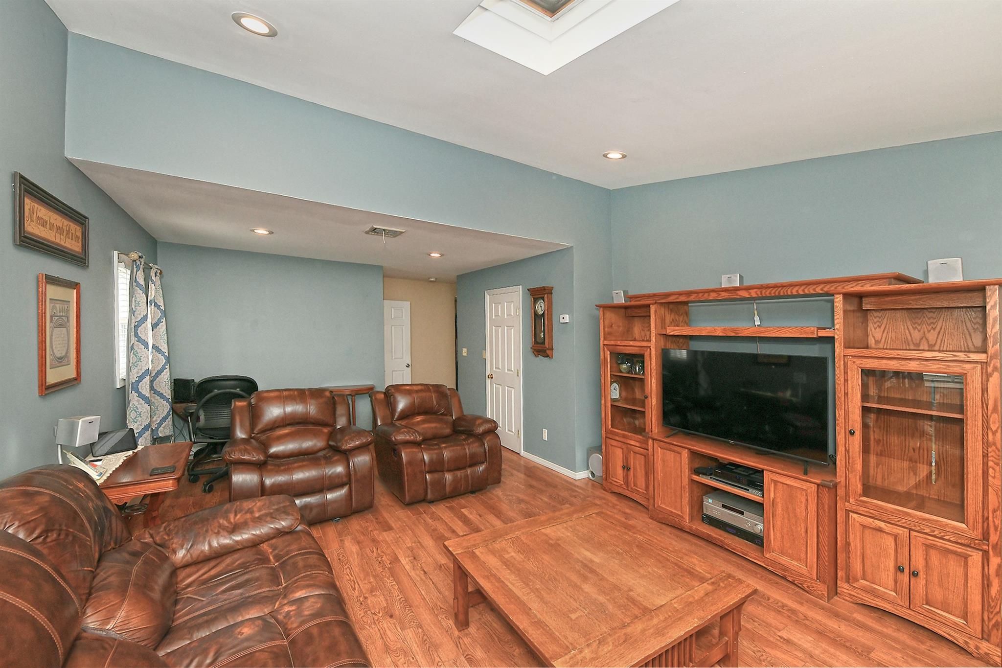 Single Family Andrew  Nassau County, NY 11756, MLS-872526-15