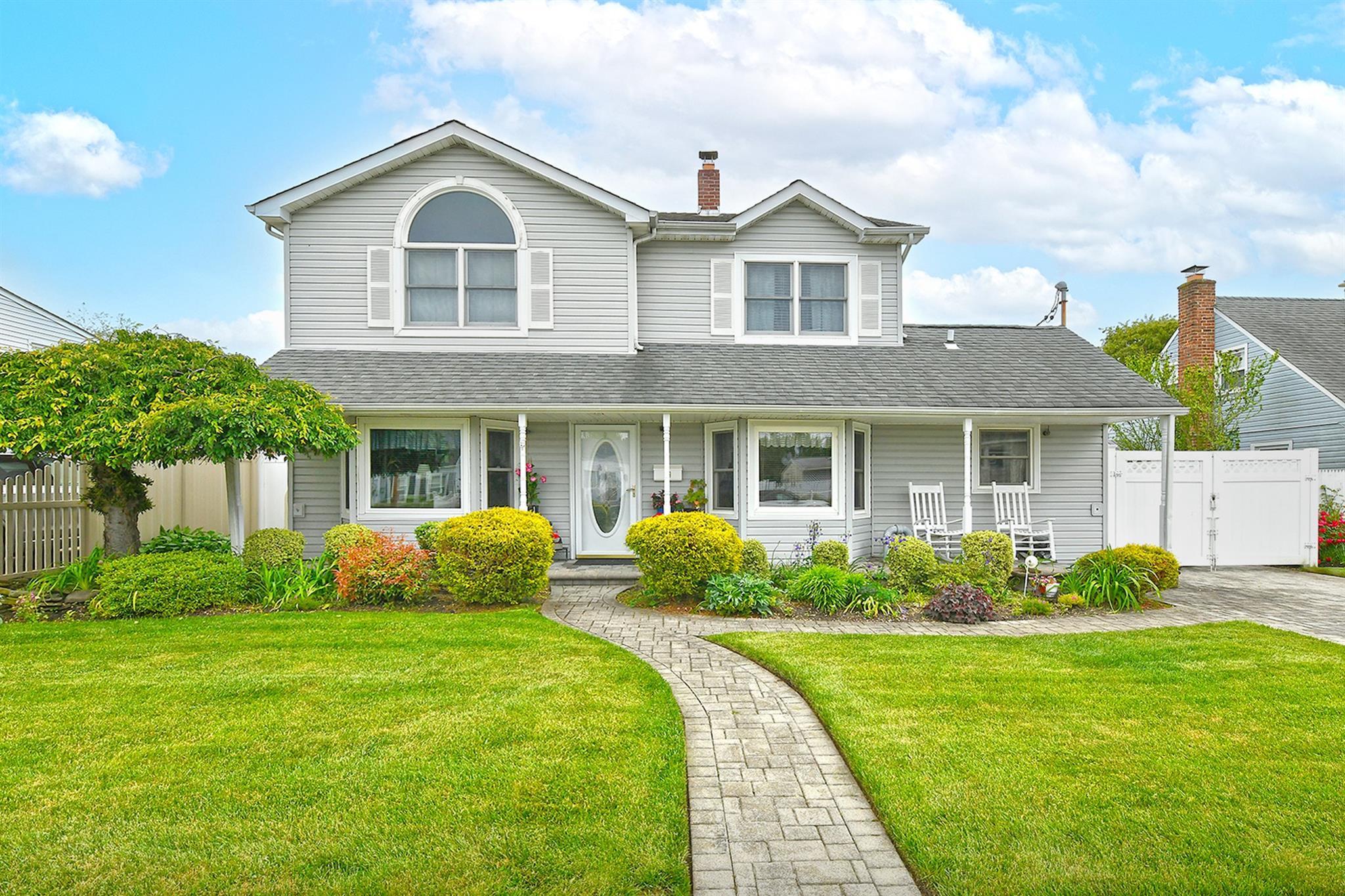 Single Family Andrew  Nassau County, NY 11756, MLS-872526-2