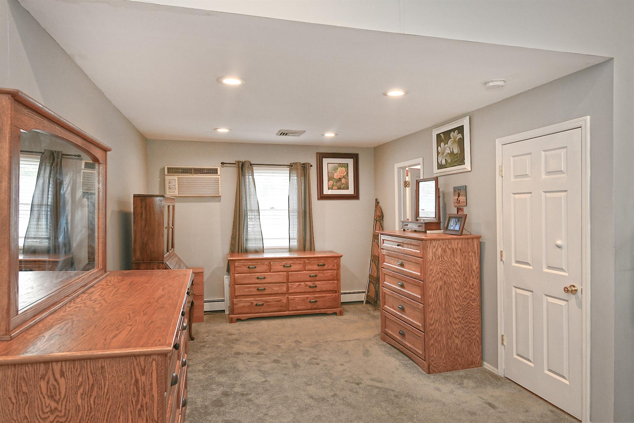 Single Family Andrew  Nassau County, NY 11756, MLS-872526-20
