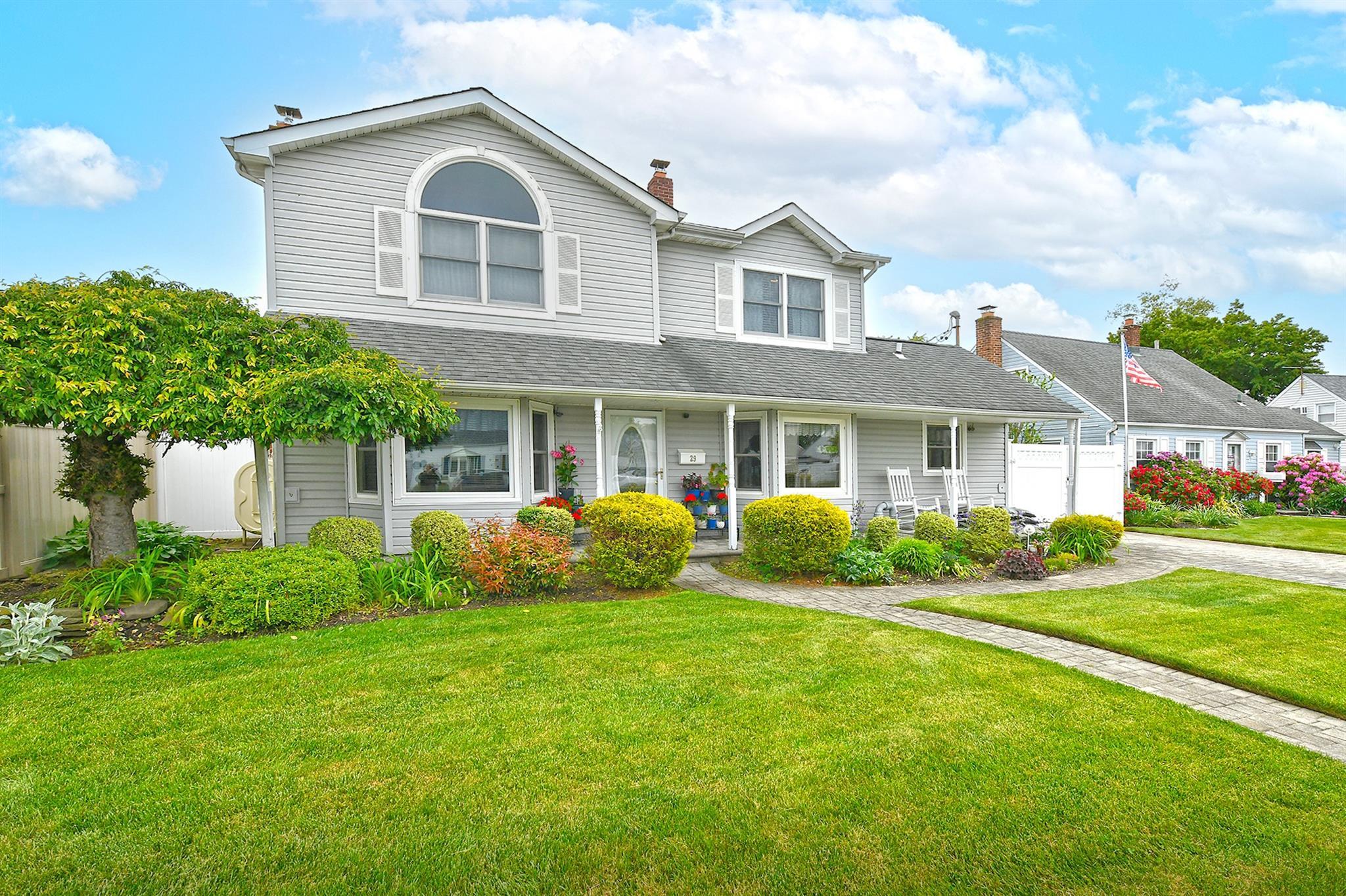Single Family Andrew  Nassau County, NY 11756, MLS-872526-3